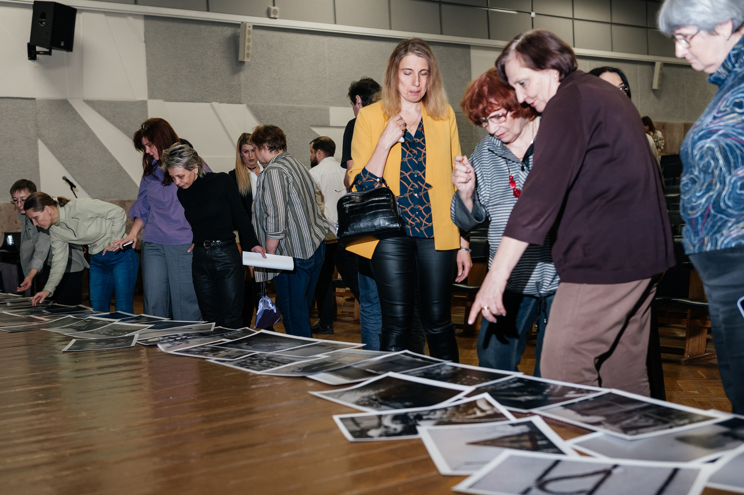 Обо мне. Выставки, публикации, галереи, конкурсы. Фотограф Роман Адлер