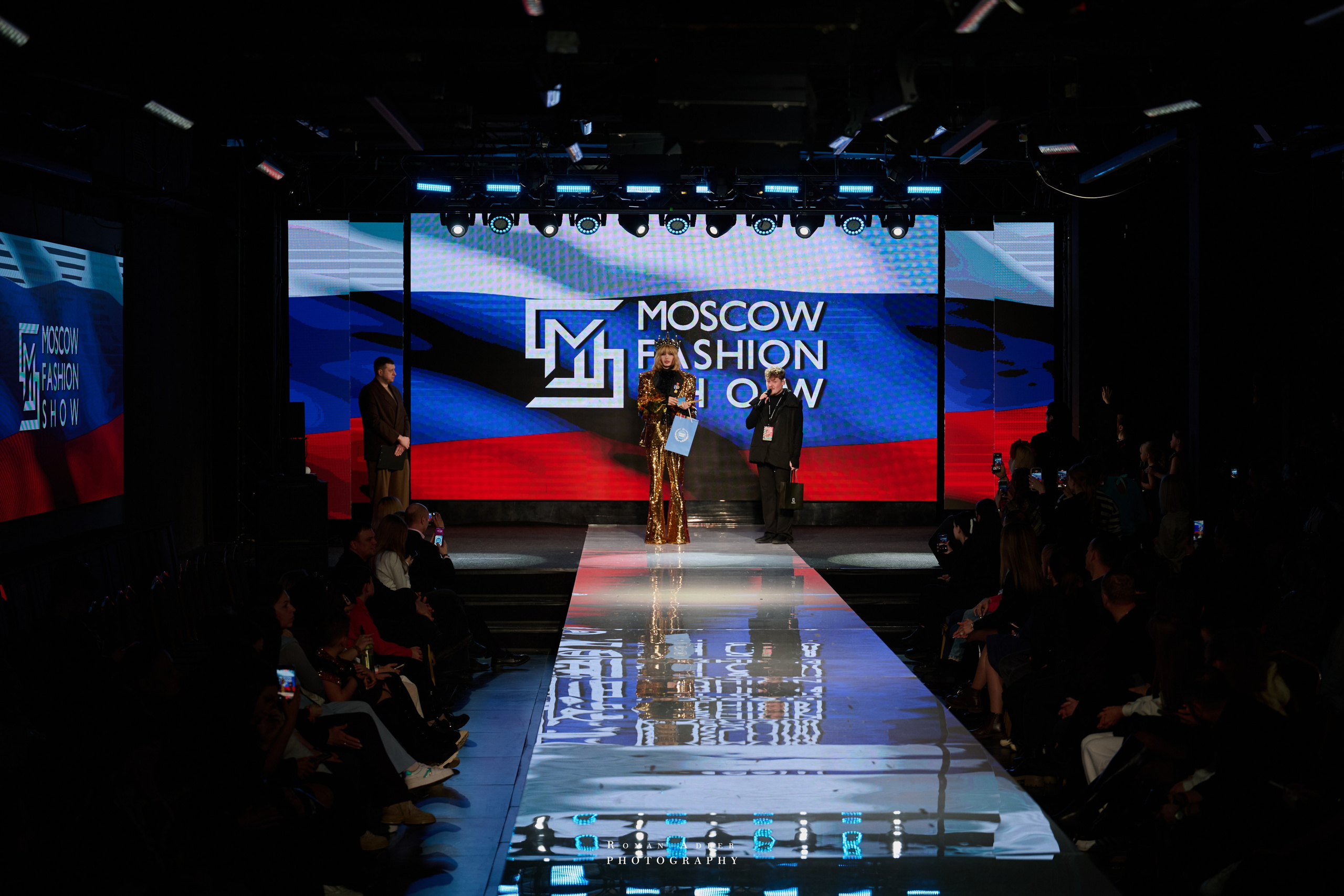 Moscow Fashion Show зима25/26. Фотограф Роман Адлер