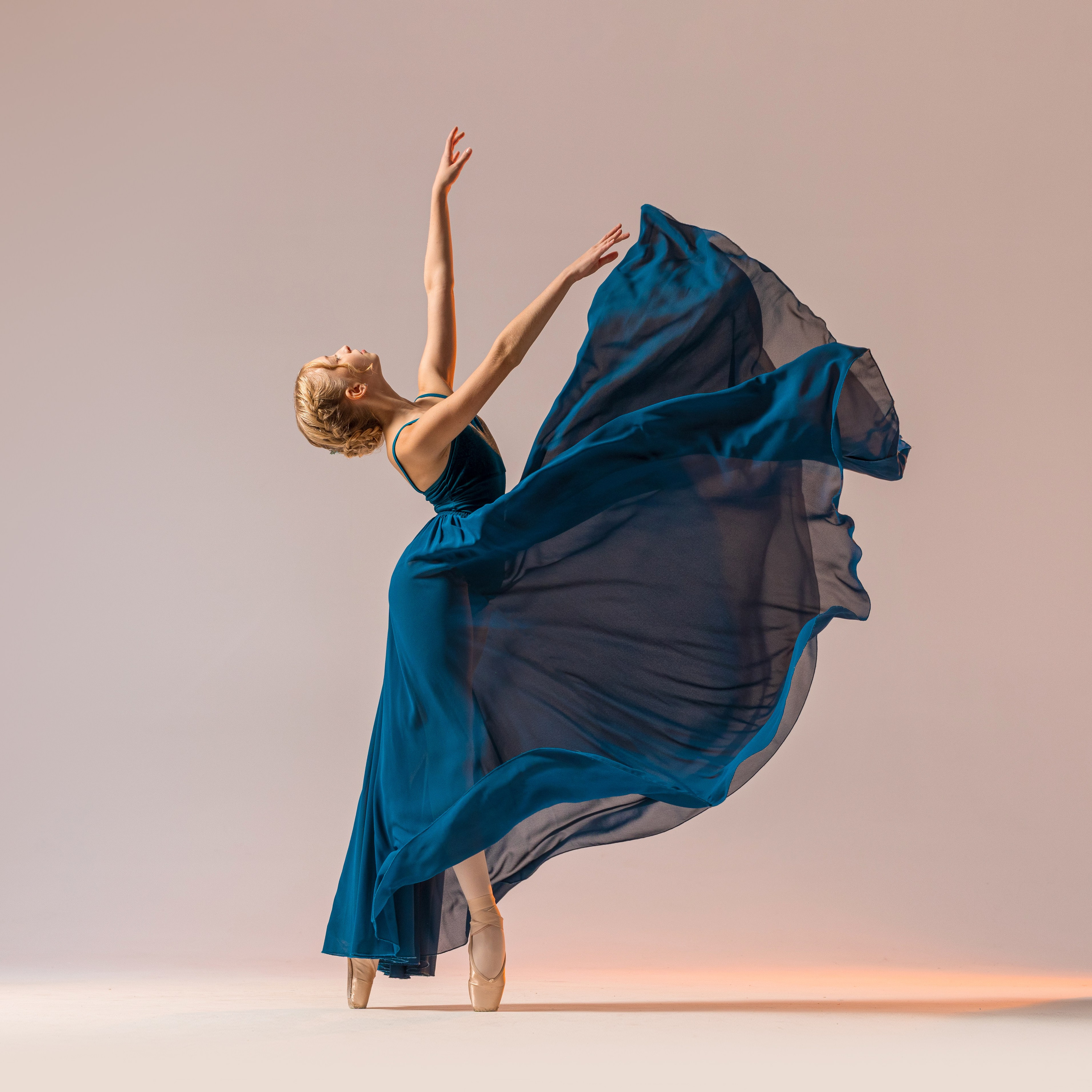 Изумрудная воздушная юбка напрокат бесплатно. Балетный фотограф Алина Ханько — Душа Балета