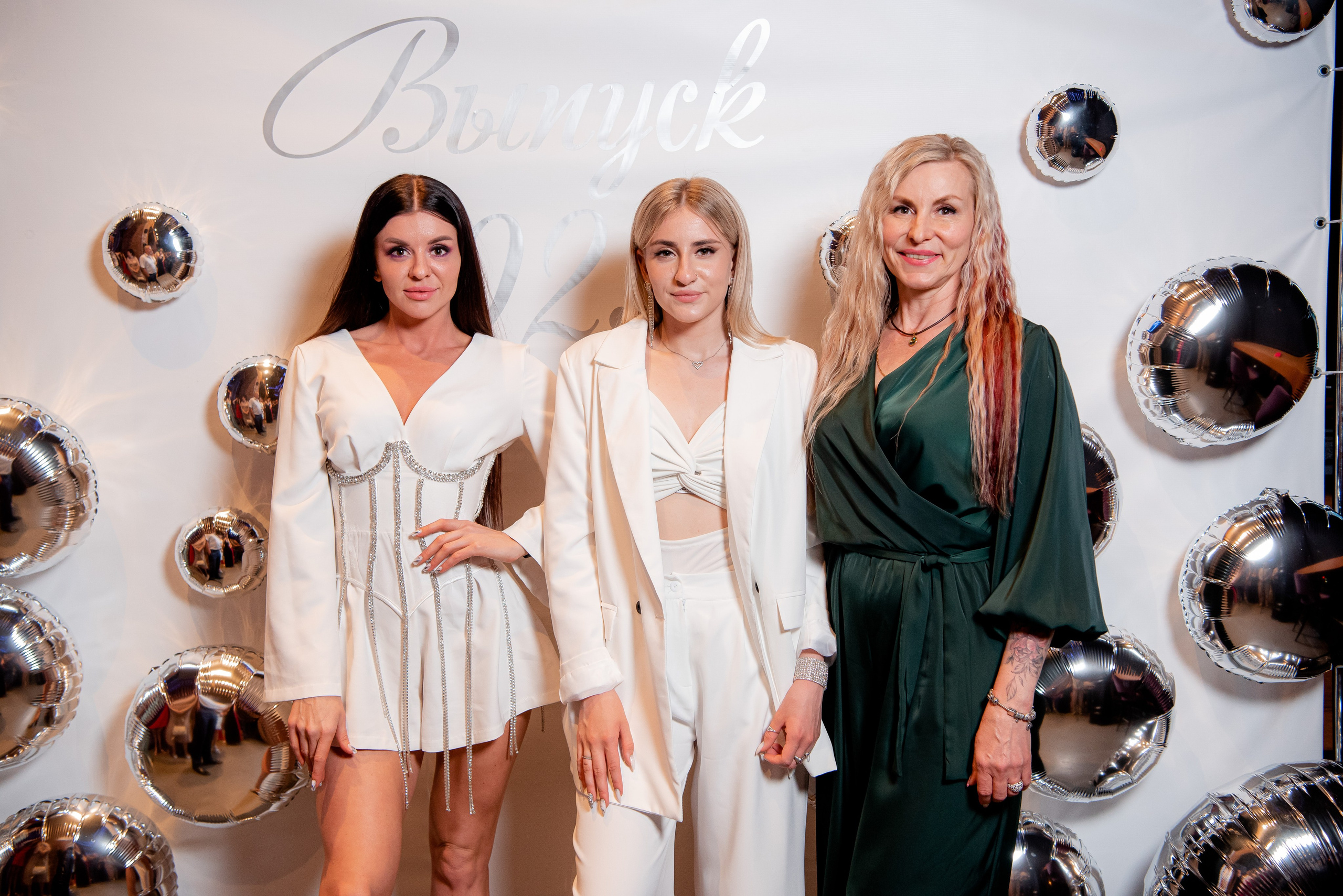 140 Школа. Вручение и Банкет. Сити Холл. Фотограф в Волгограде и Волжском Александр Горбань