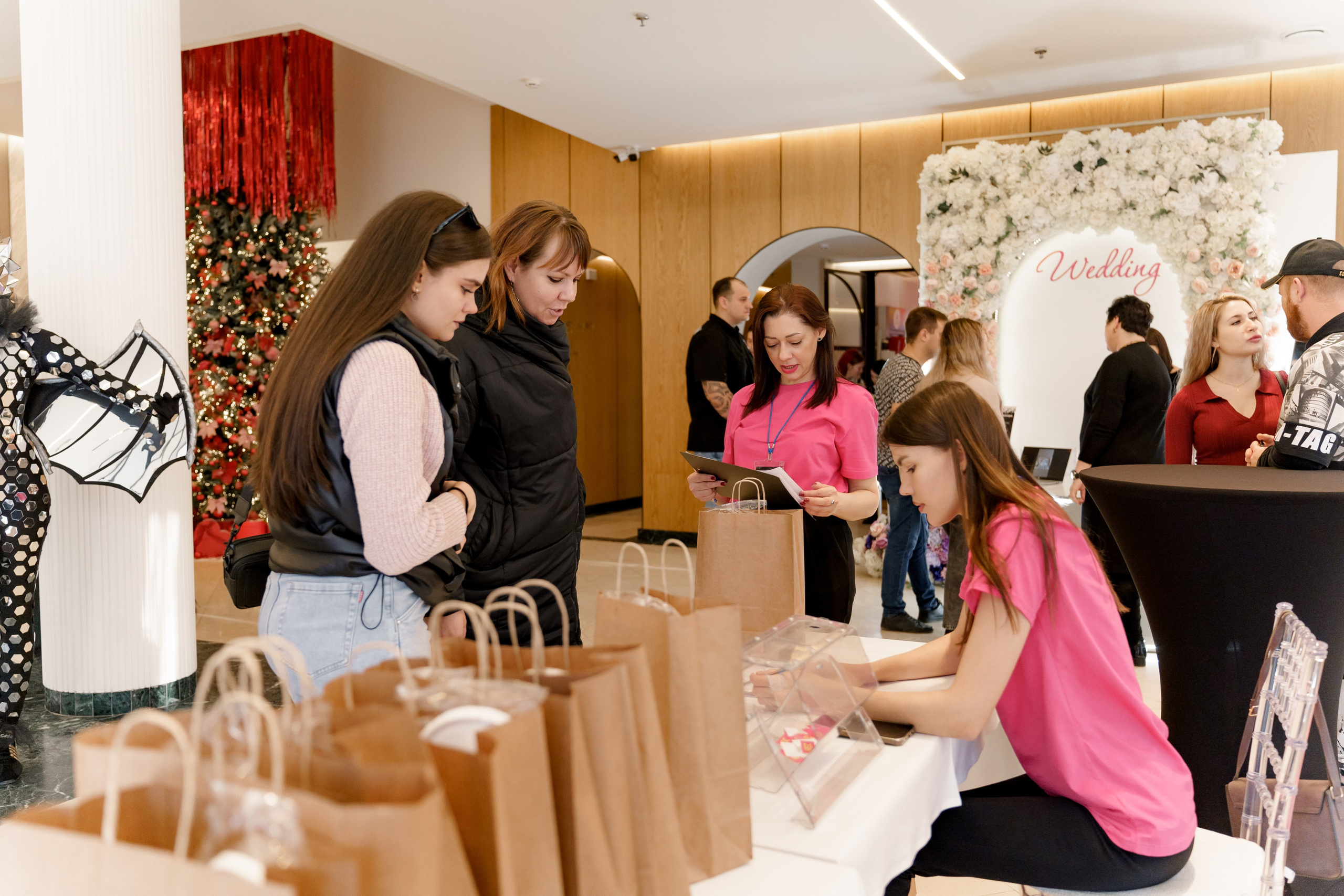 Выставка свадебных специалистов «Свадьба на 1000%». Свадебный фотограф в Санкт-Петербурге