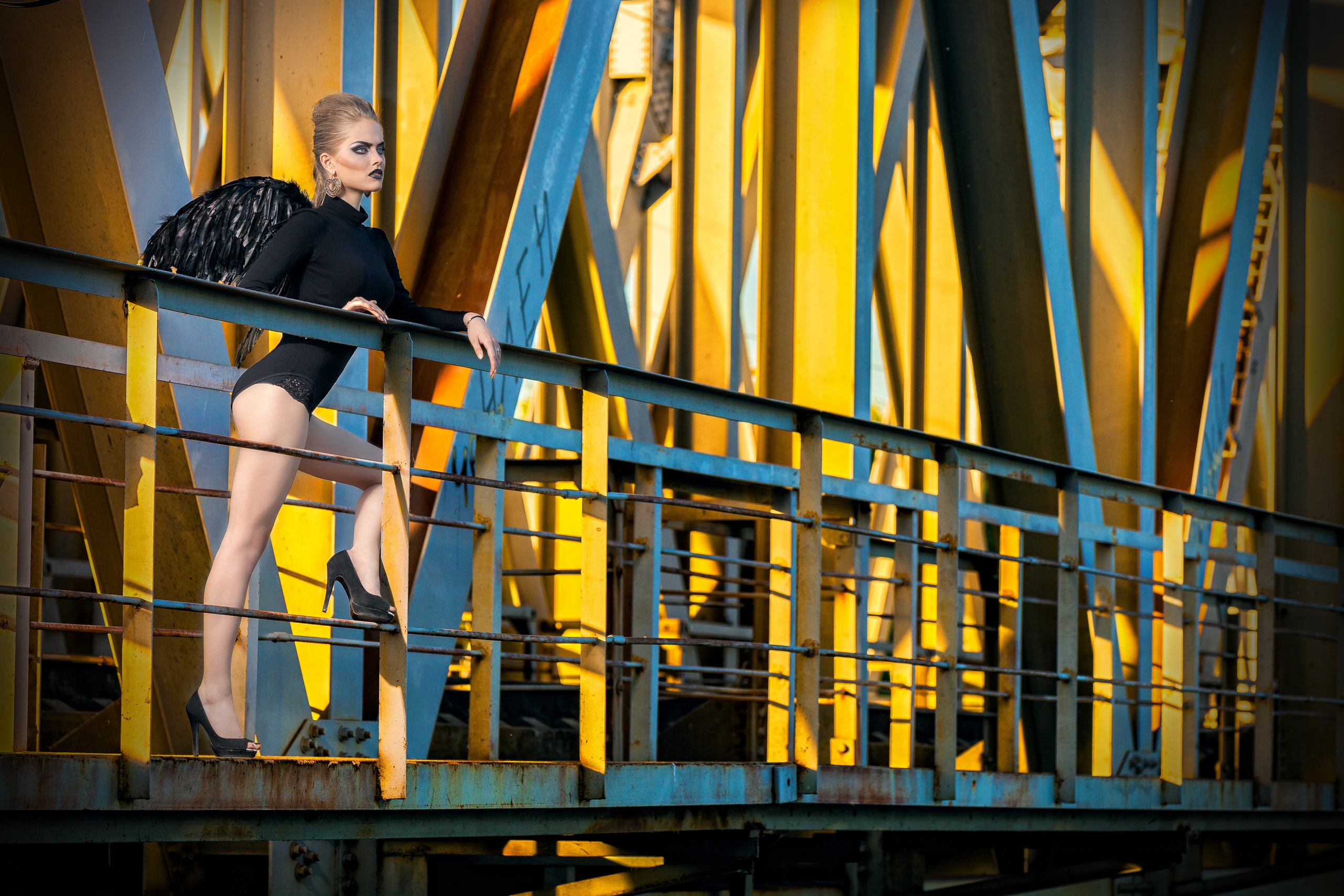 Фото на улице фото в парке плинер красивые девушки заказать фото на улице