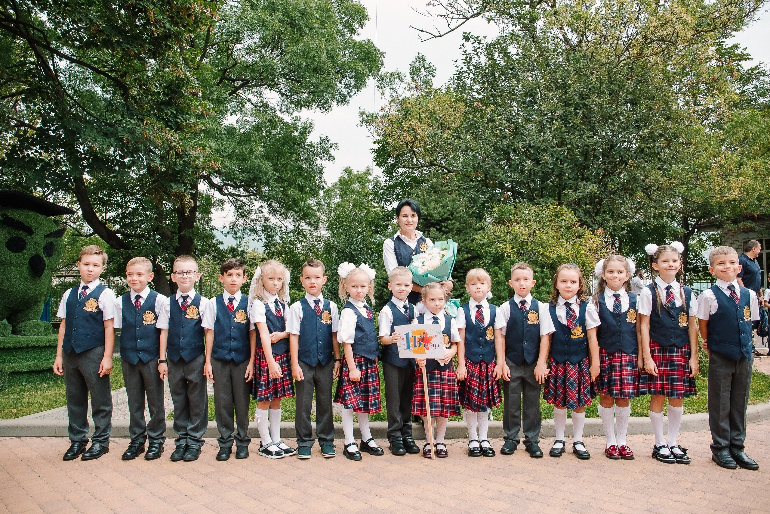 1 класс школа «Личность». Выпускные альбомы Натальи Бутко: Новороссийск, Анапа, Геленджик