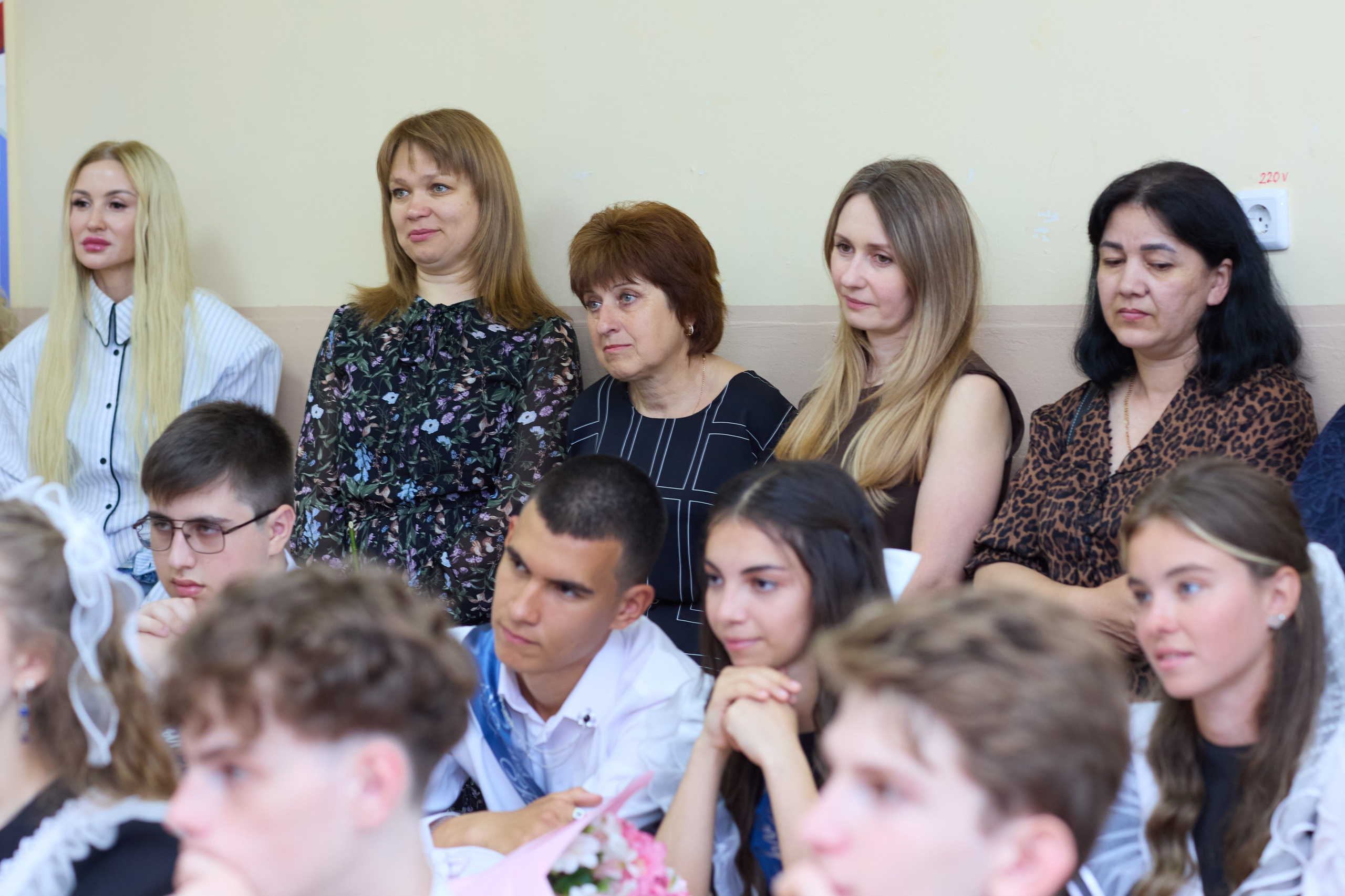 Последний звонок 6 шк 11А Саки. Фотограф в Крыму Светлана Викулова