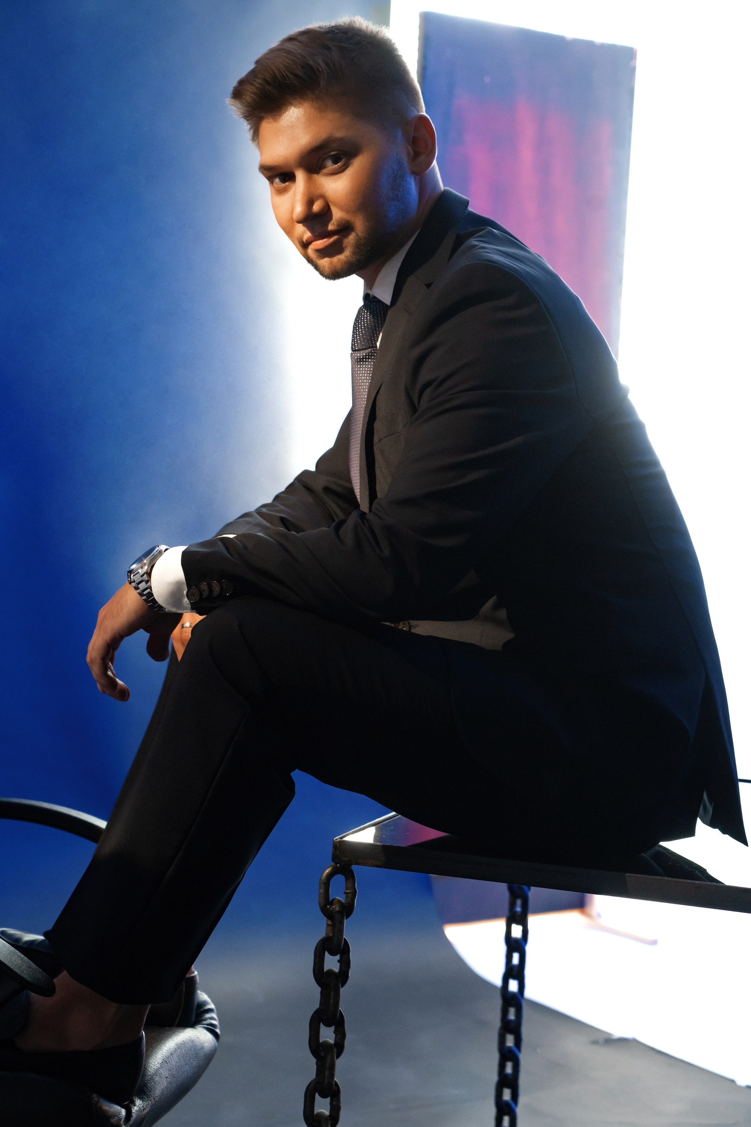 Деловые Портреты женщин и мужчин. Студийный и Рекламный Фотограф в Екатеринбурге Сергей Минин