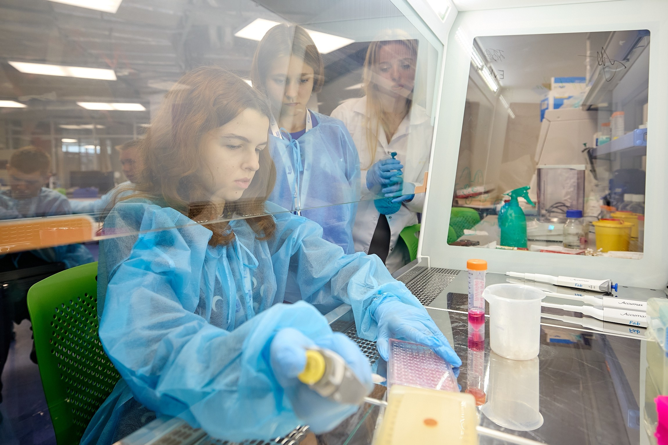 Университетские смены 2025. Репортажный и студийный фотограф во Владивостоке Дударева Софья