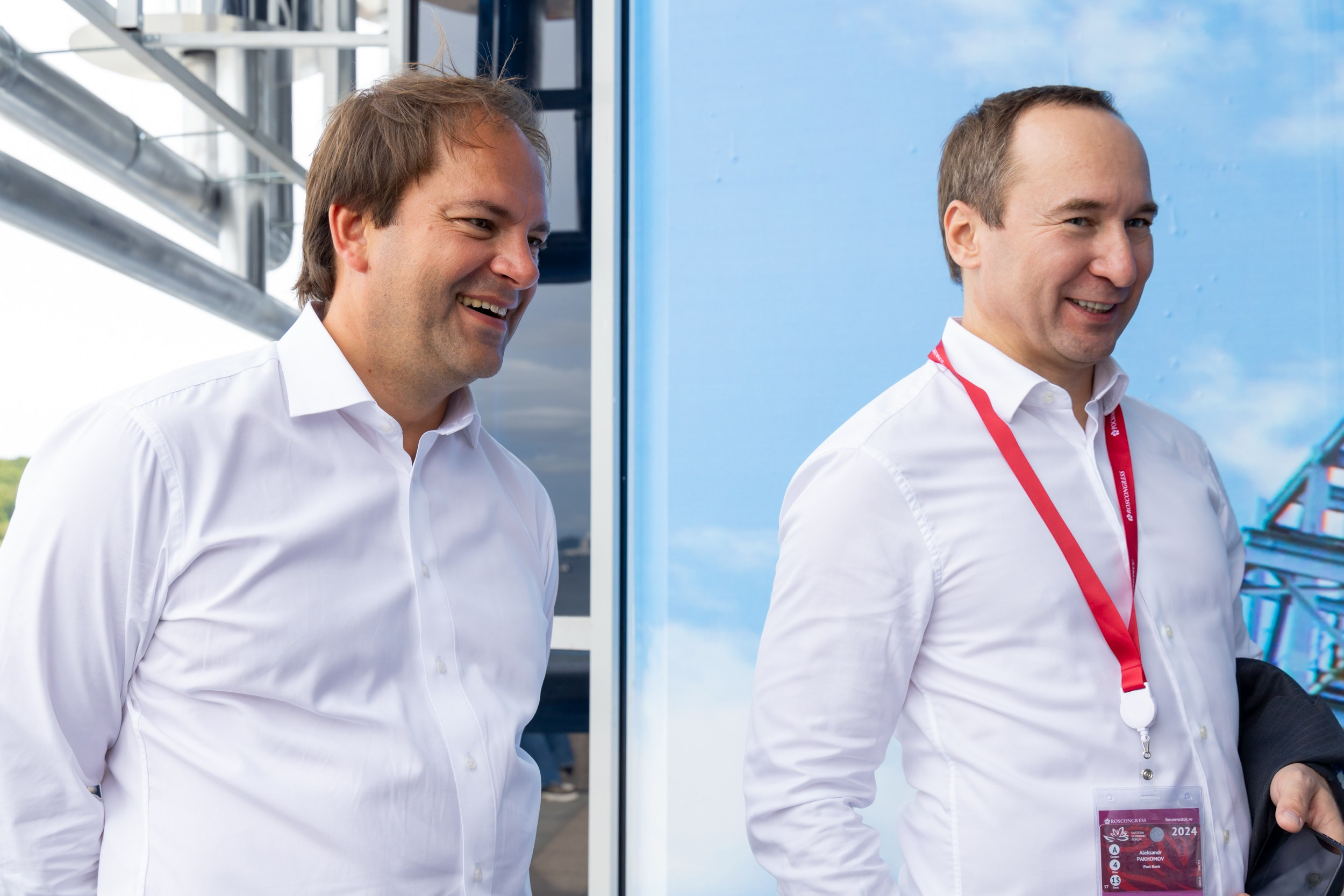 Почта банк. Репортажный и студийный фотограф во Владивостоке Дударева Софья