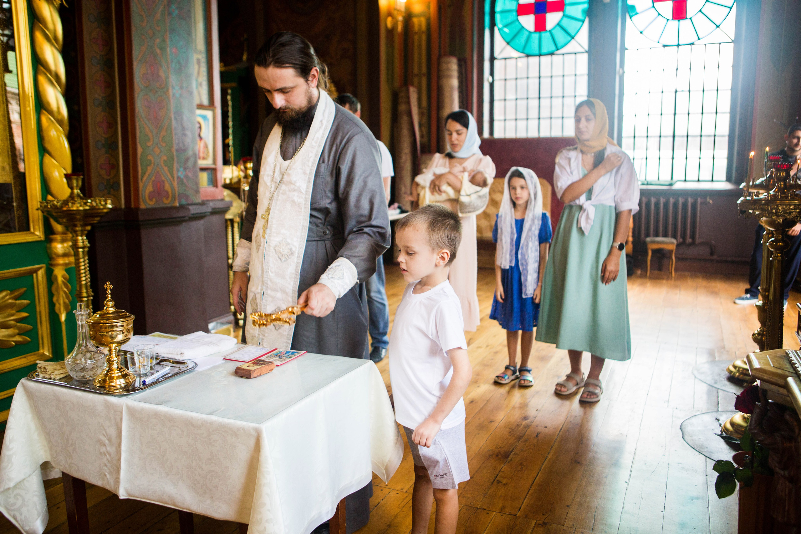 Крещение Анны. Свято-Троицкий собор. Свадебный семейный и детский фотограф в Краснодаре Карина Федоровская