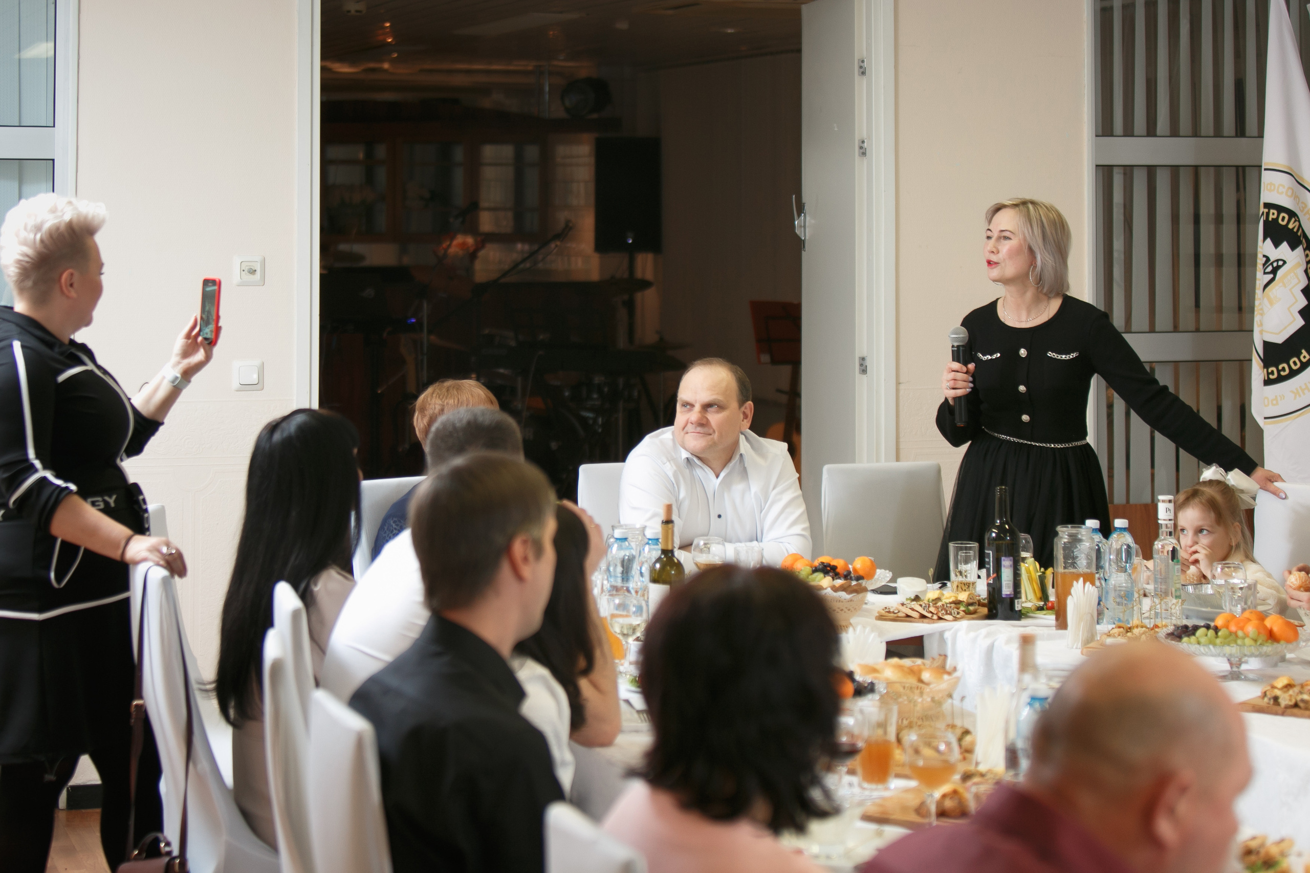 Елена | Юбилей | Oilband. Свадебный, семейный и школьный фотограф в Сызрани Максим Баталов