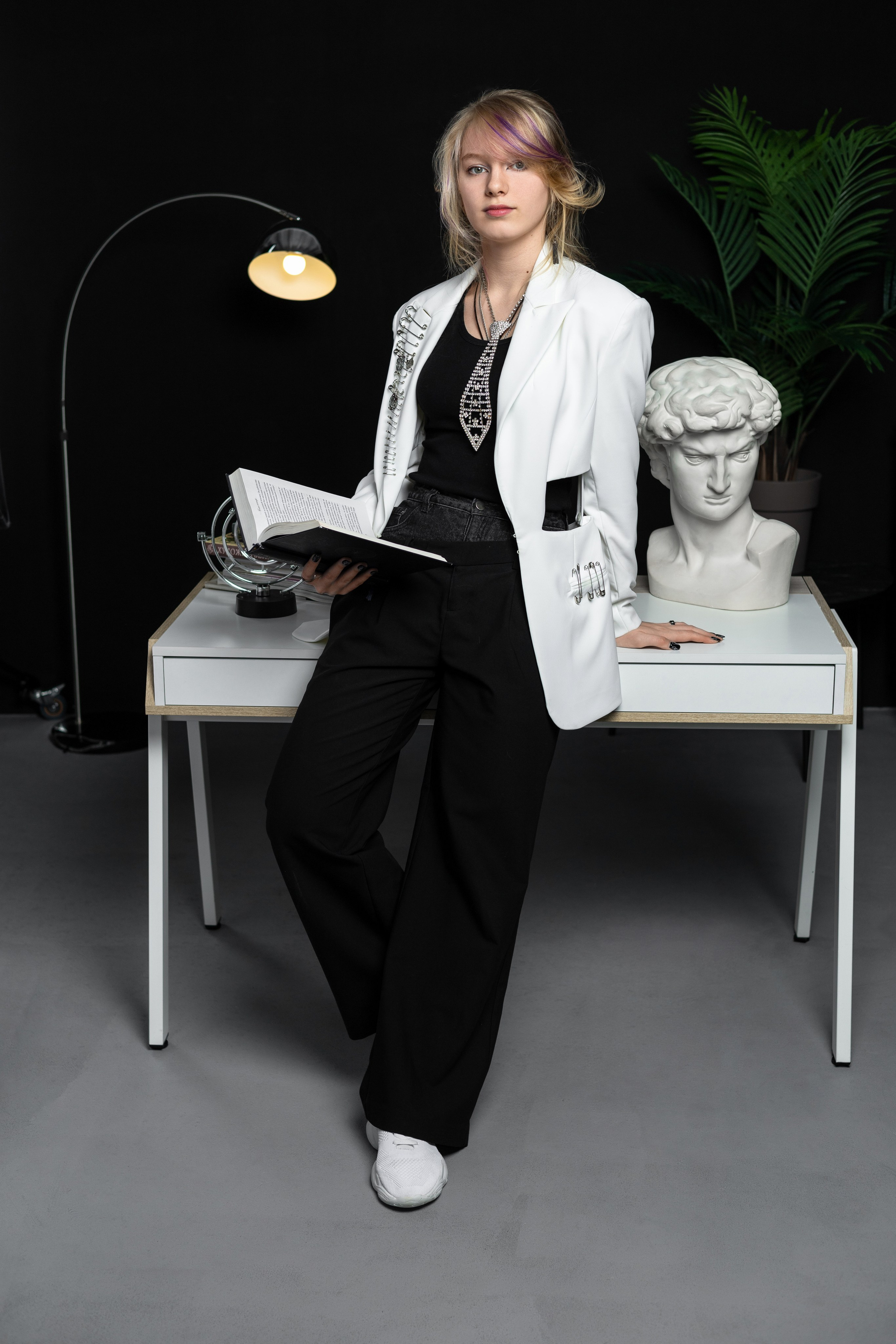 Не умею позировать, боюсь фотографироваться. Выпускные альбомы Саратов Энгельс фотограф Титова Ирина