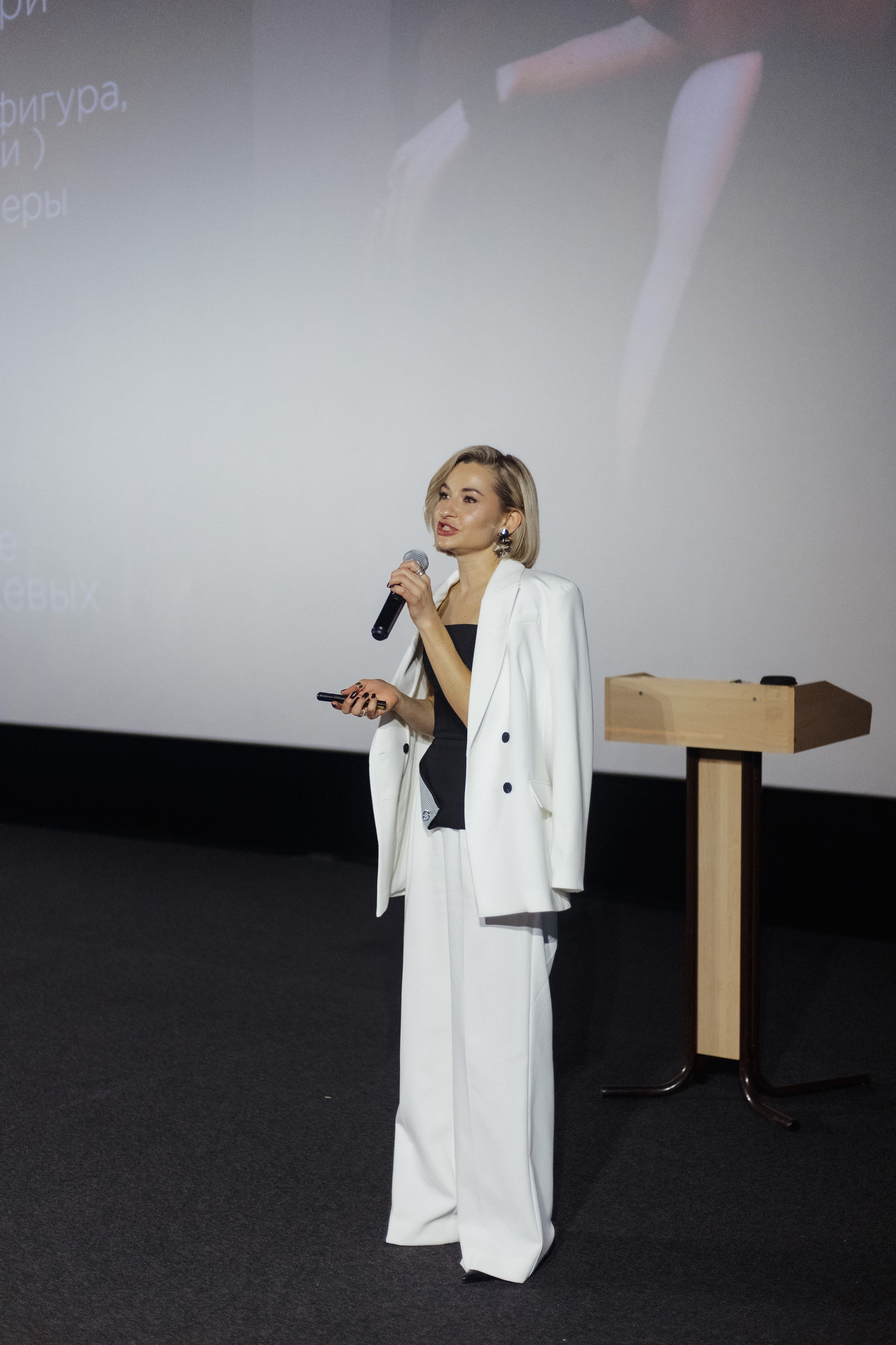 ФЭШН КОНФА. СВОИ. ФОТООТЧЕТЫ-СОБЫТИЯ-МЕСТА