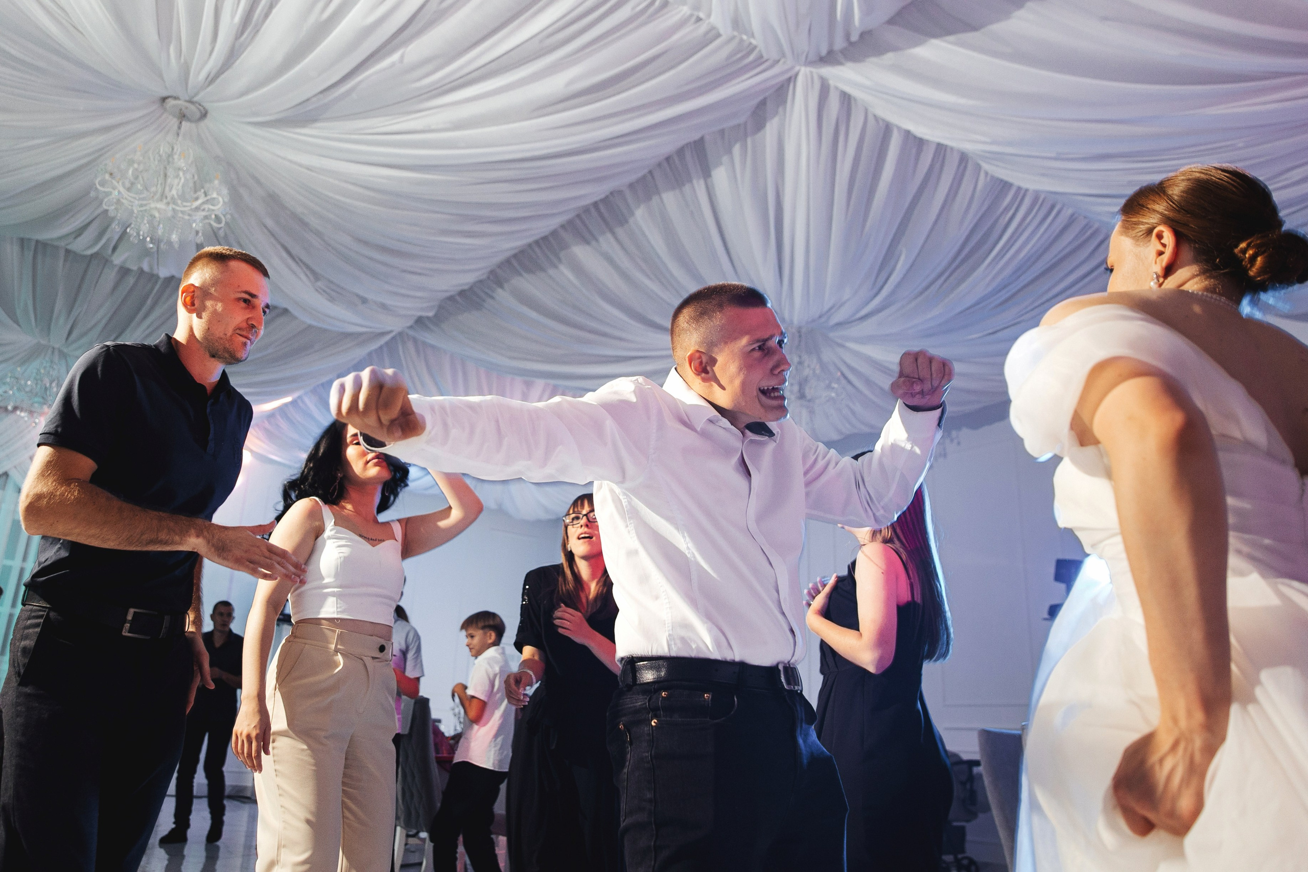 Vladislav & Julia. Свадебный организатор в Ростове-на-Дону Яснов Роман