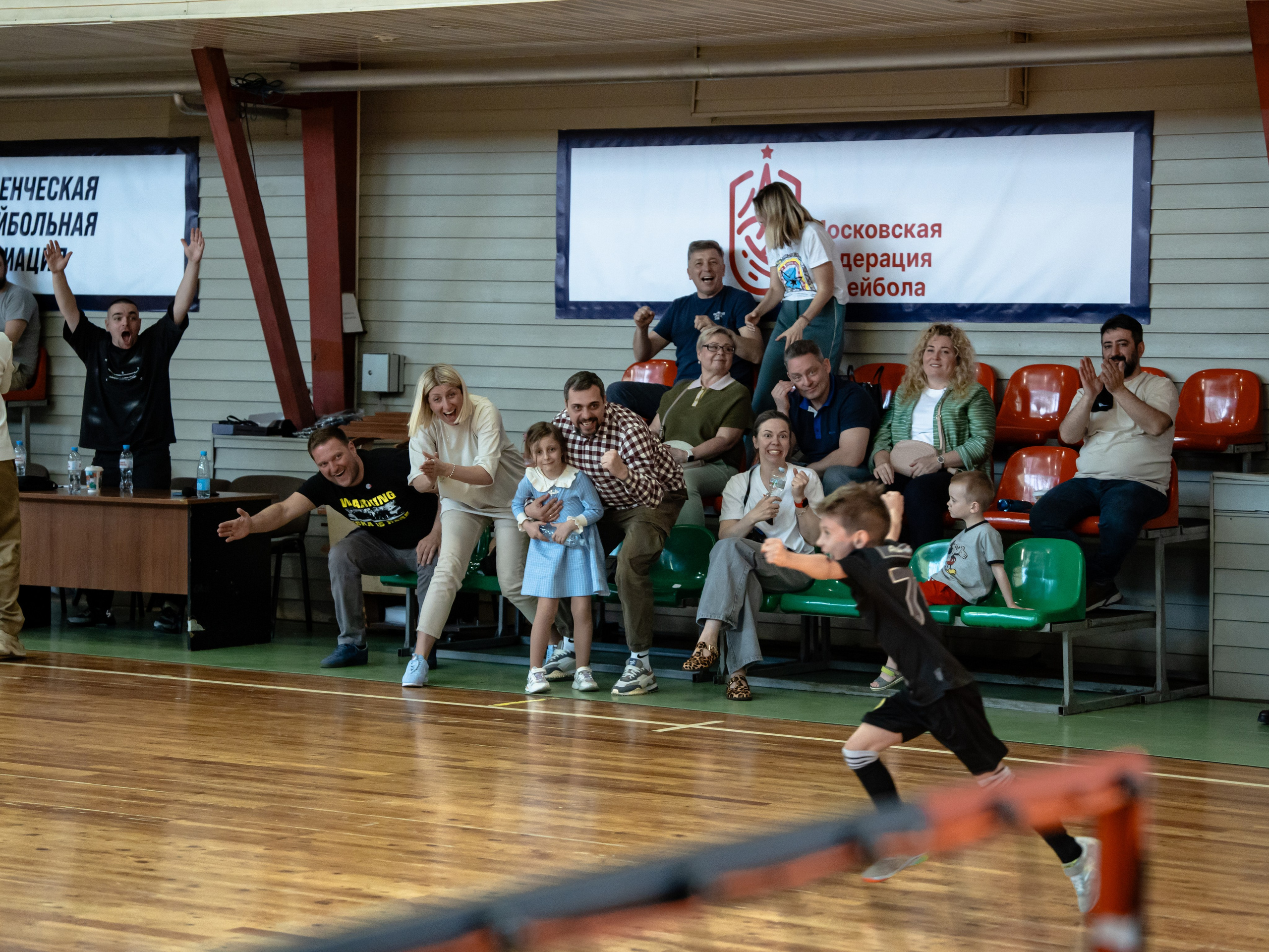 Тики-Така Противостояние 2025. Крамер Юлиана детский и семейный фотограф