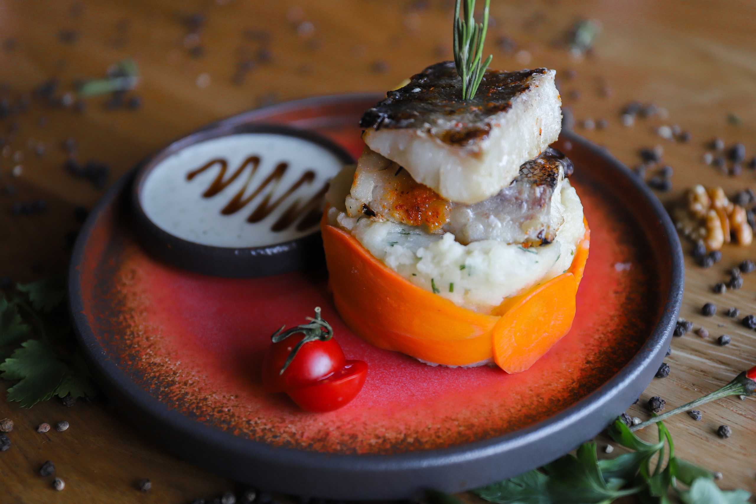 Food & delivery. Photographer Pavel Varlakov