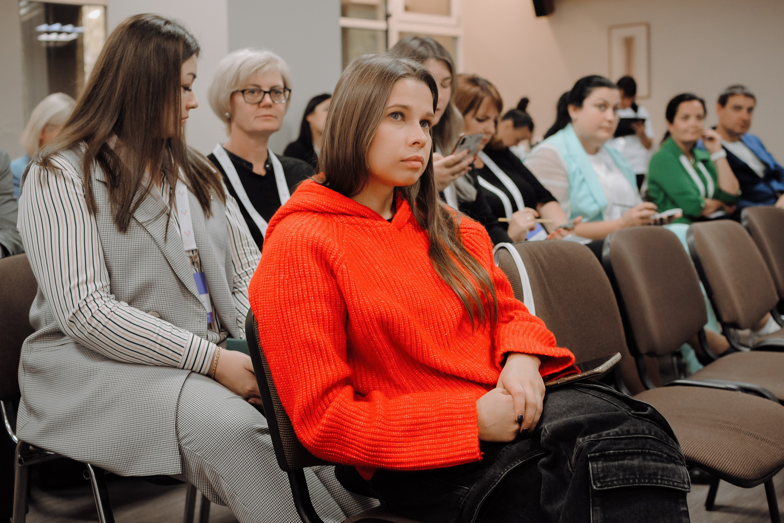 ОБЛАСТНАЯ КОНФЕРЕНЦИЯ «РАЗВИТИЕ ТУРИЗМА В ЧЕЛЯБИНСКОЙ ОБЛАСТИ». Репортажный фотограф Зуев Роман г. Челябинск