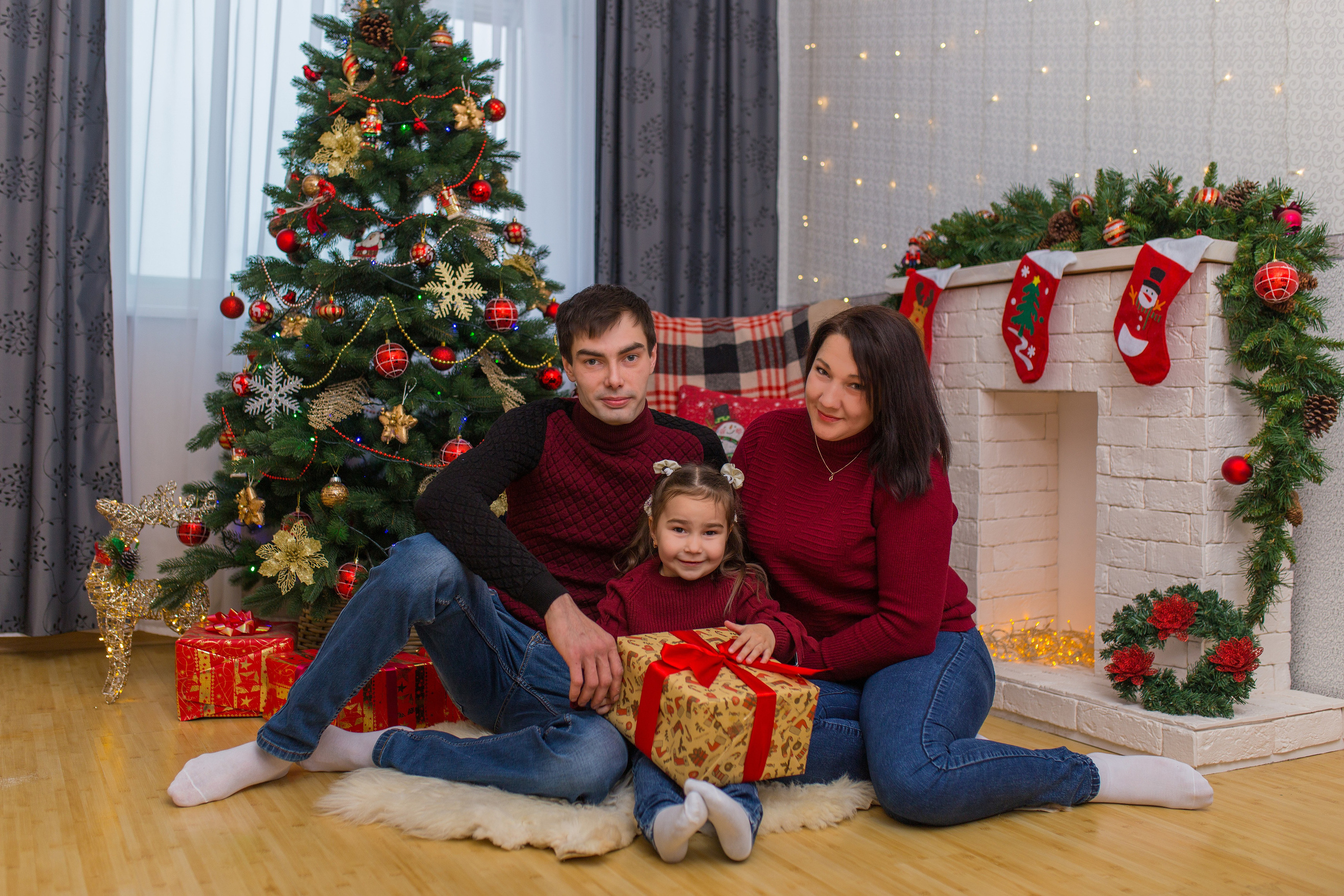 Новогодняя семейная фотосессия в домашней студии, Загорянский. Свадебный и семейный фотограф в Калуге Александра Борис