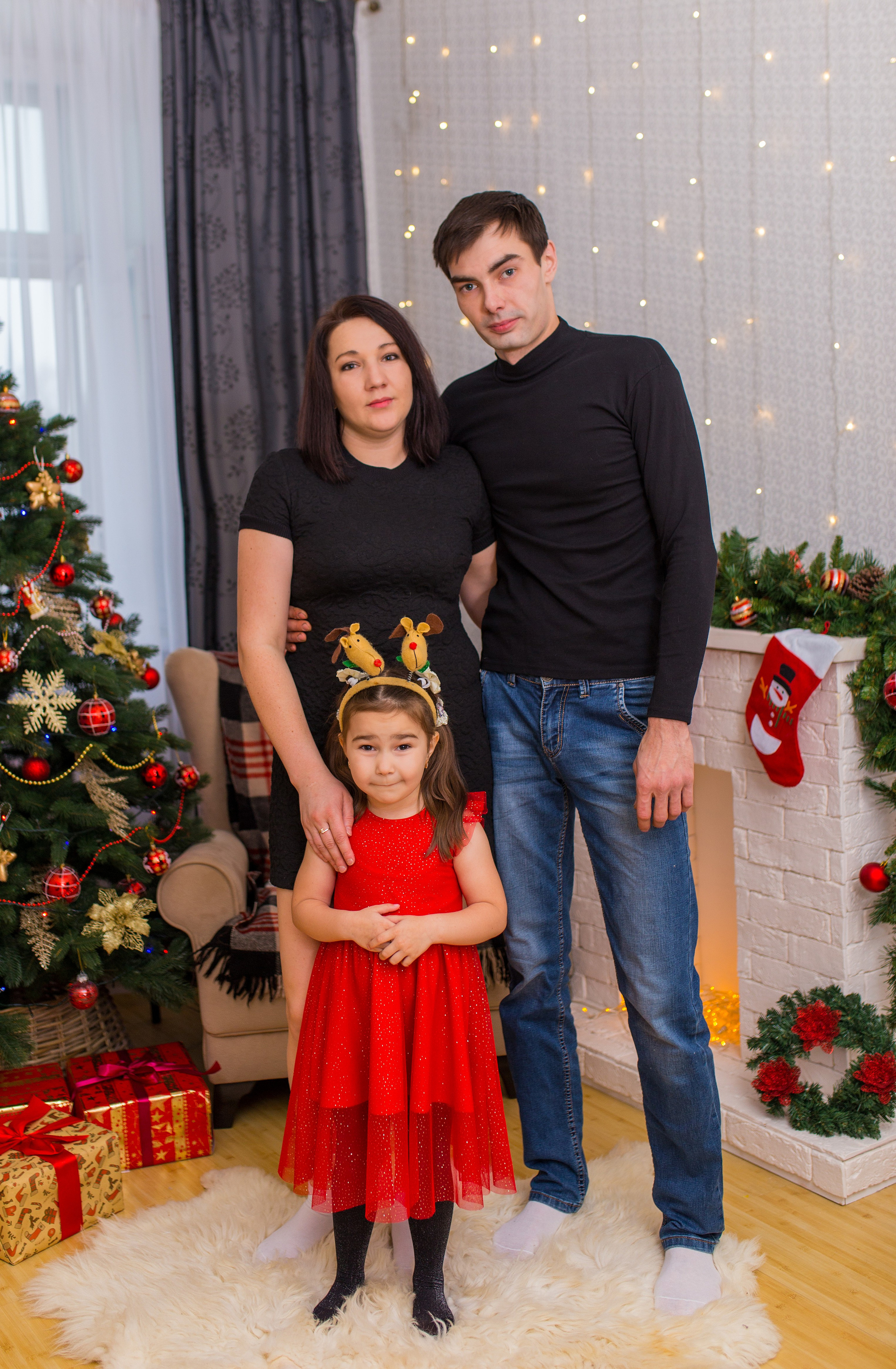 Новогодняя семейная фотосессия в домашней студии, Загорянский. Свадебный и семейный фотограф в Калуге Александра Борис