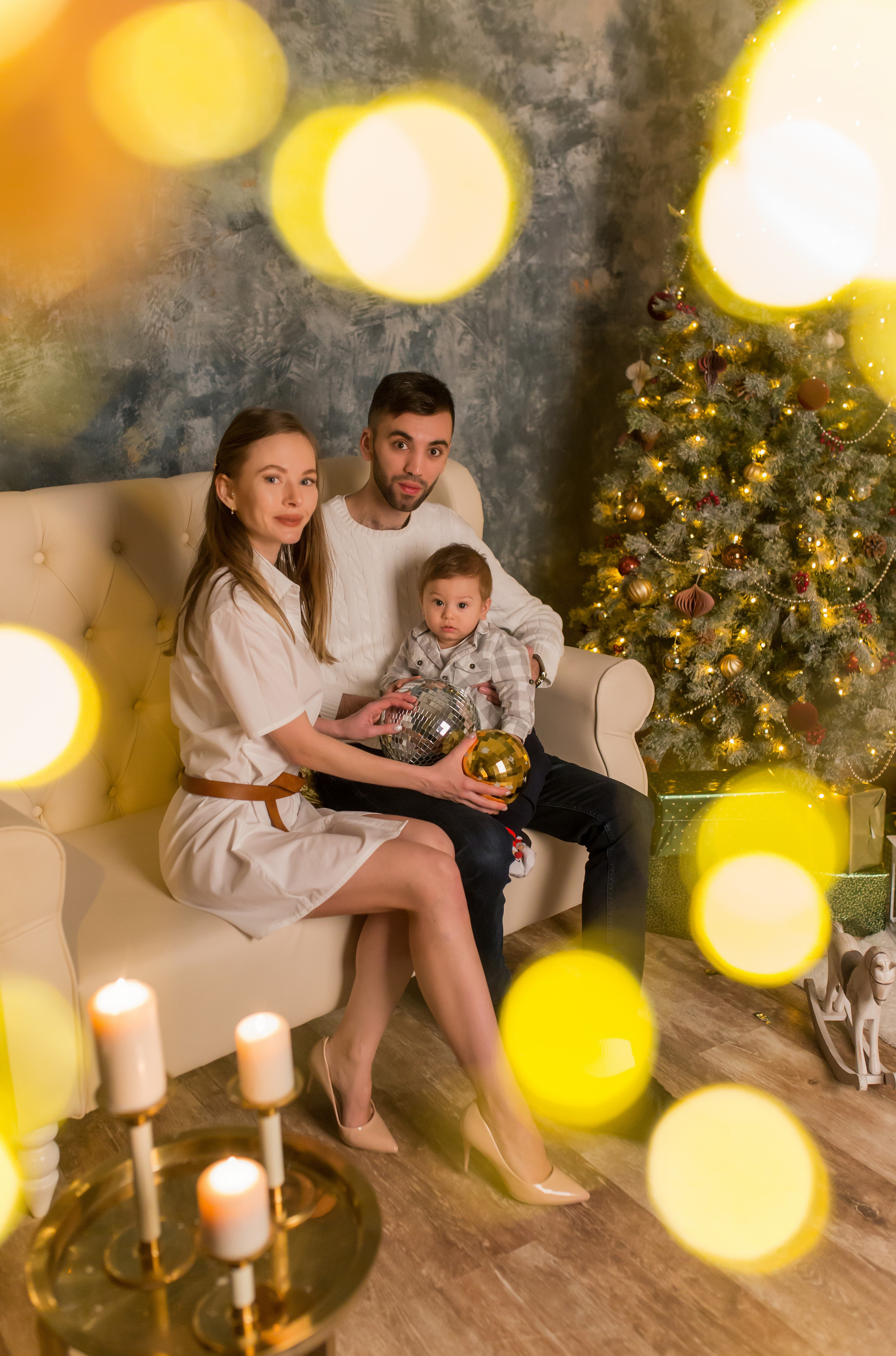 Семейная новогодняя фотосессия в Королеве. Свадебный и семейный фотограф в Калуге Александра Борис
