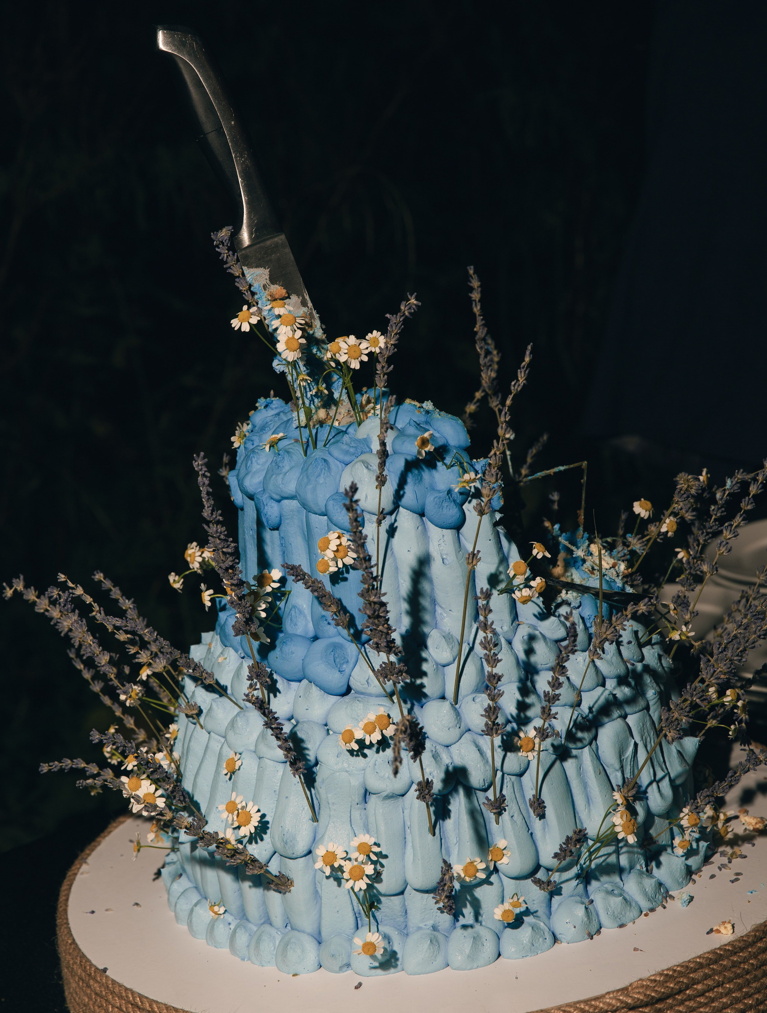 ПАРОЧКА В ЖЕЛТЫХ САПОЖКАХ С РАЙОНА