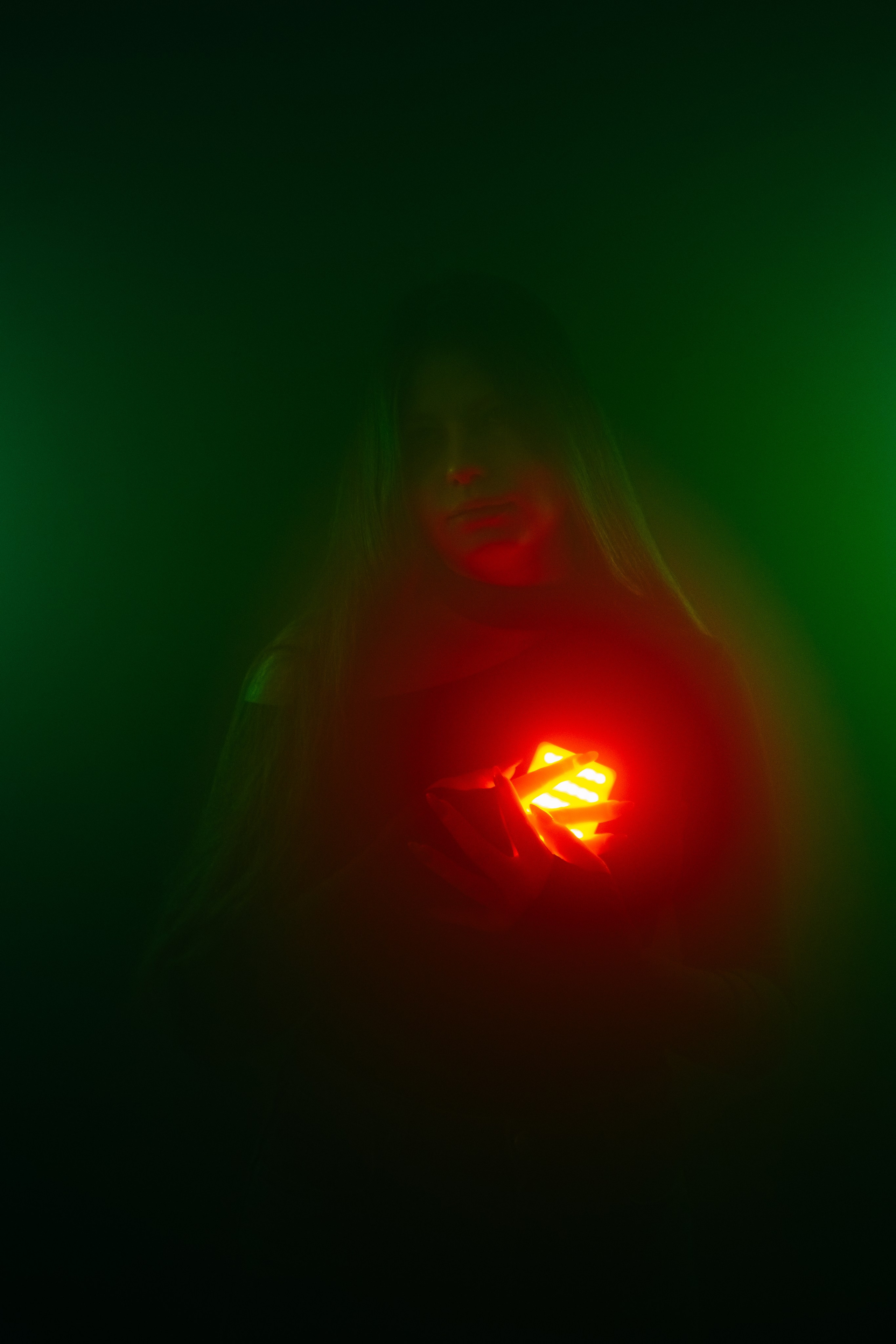 N A T A. Портретный и уличный фотограф в Санкт-Петербурге Сергей Кутьин