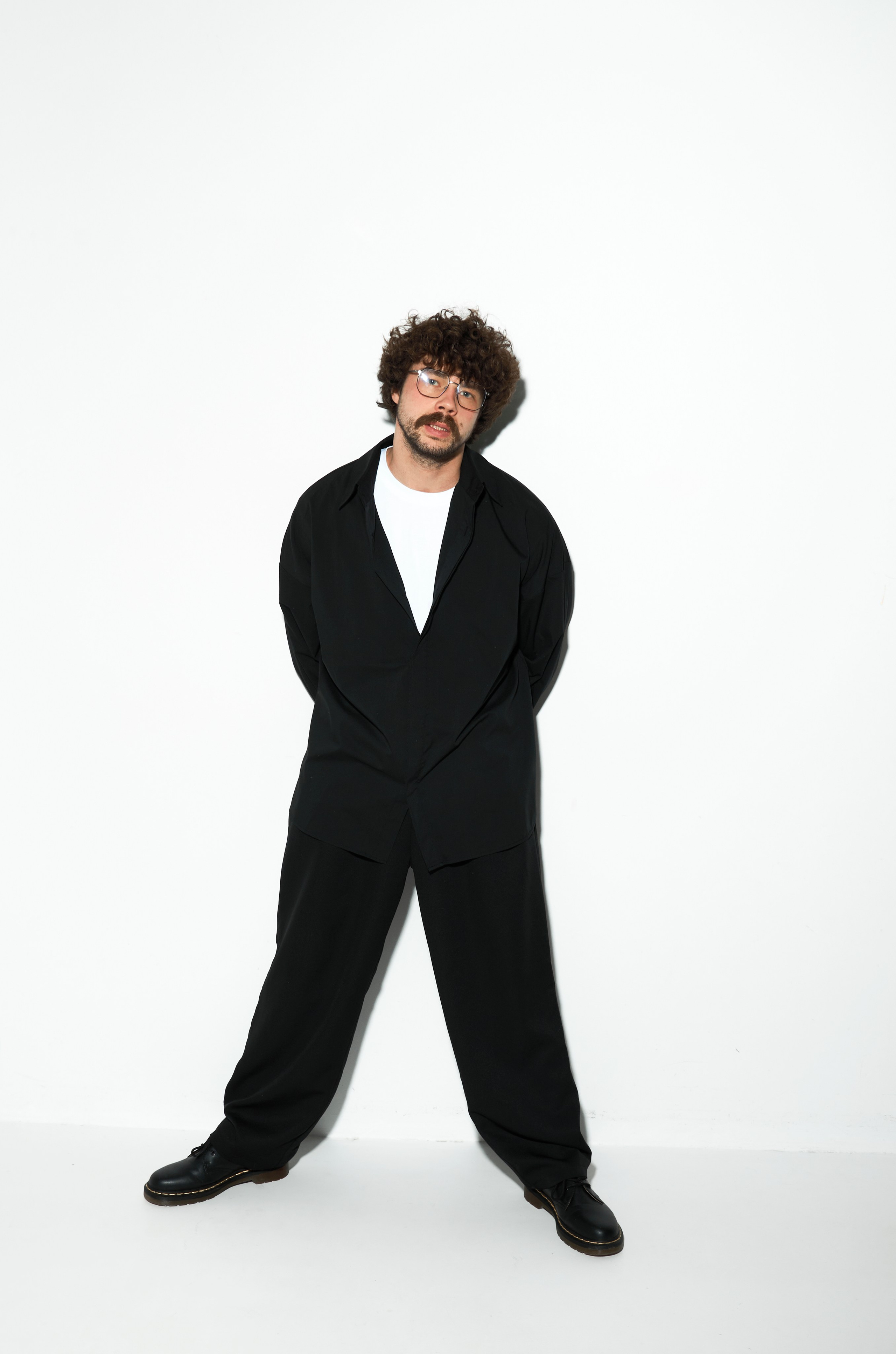 Артем. Главная