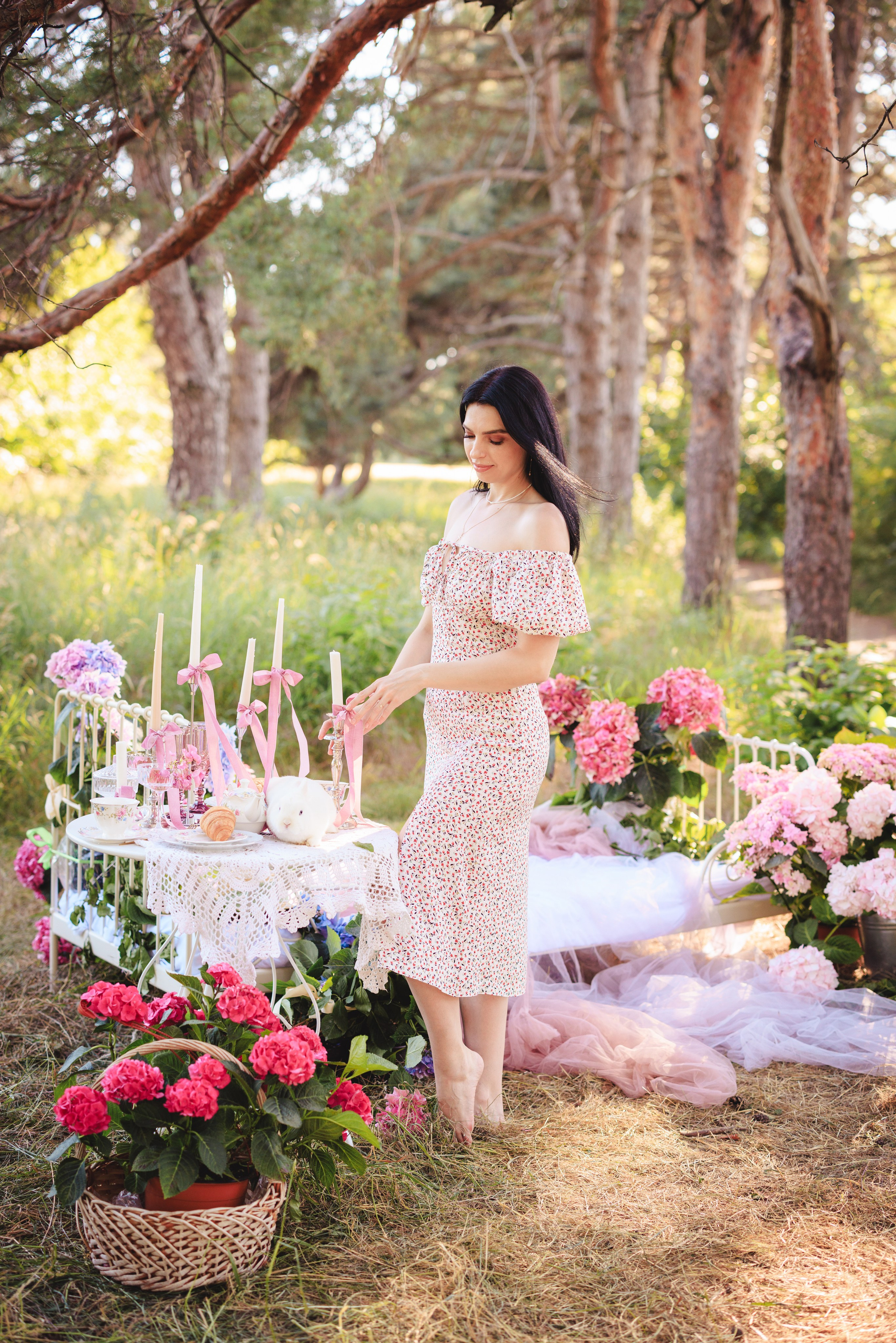 Цветочная кровать с кроликами. Семейный и детский фотограф в Краснодаре Анна Трашкова