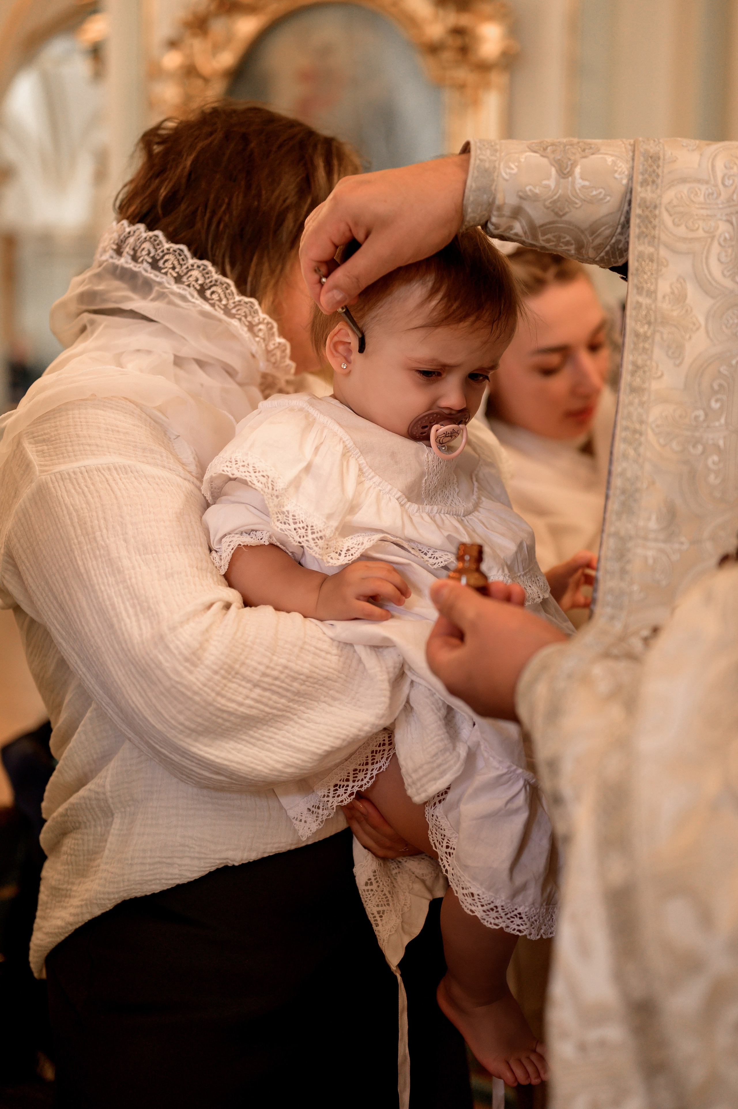 Юлия и Дарья — Николо-Богоявленский Морской собор. Дьяконова Валерия семейный и детский фотограф в Санкт-Петербурге