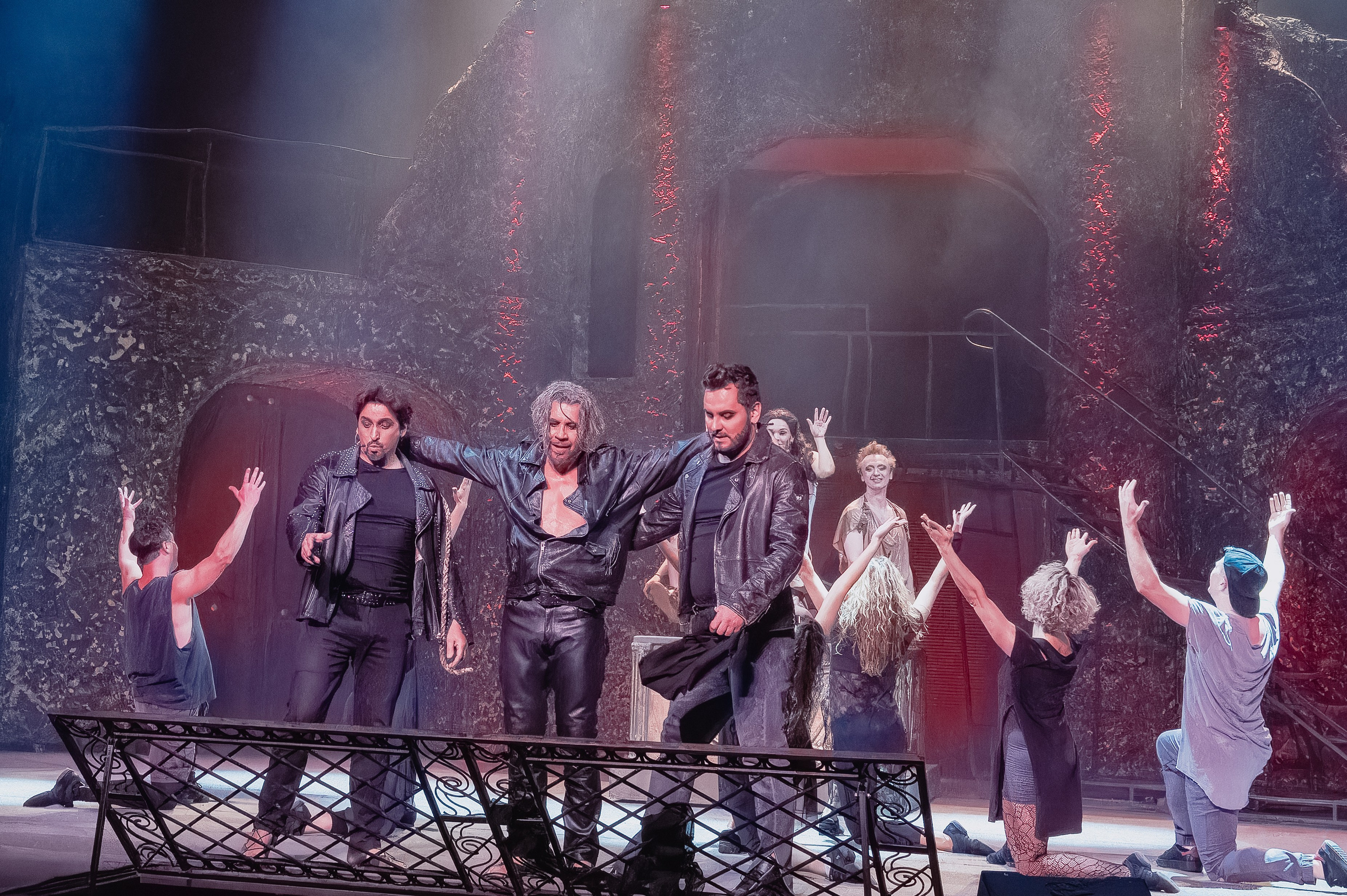 Театр Моссовета: Иисус Христос — Суперзвезда — 33 года на сцене. Сайт фотографа Сергея Абрамова