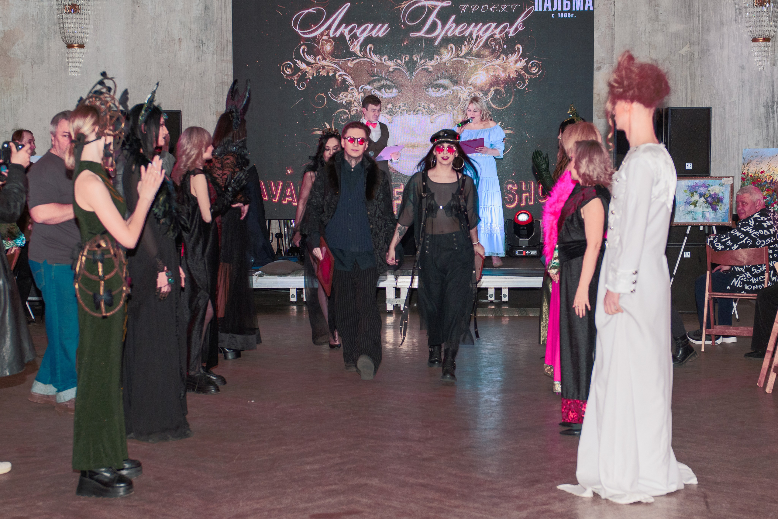 Репортаж модного показа «Люди брендов». Организация и проведение фотосъемок в Санкт-Петербурге. Фотограф Смирягин Илья