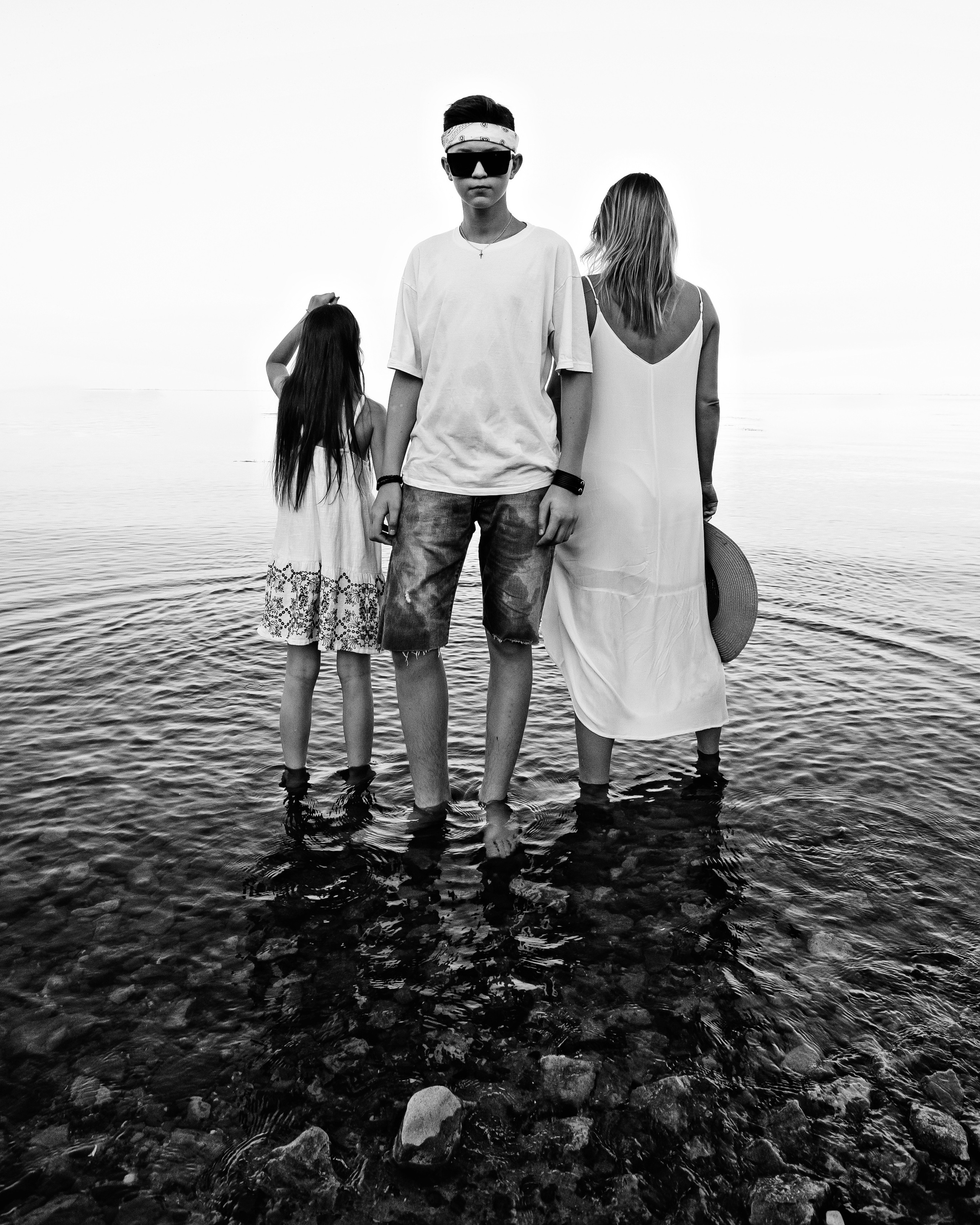 Ивановы. Спасибо за проявленный интерес к моему творчеству! Меня зовут Россохат