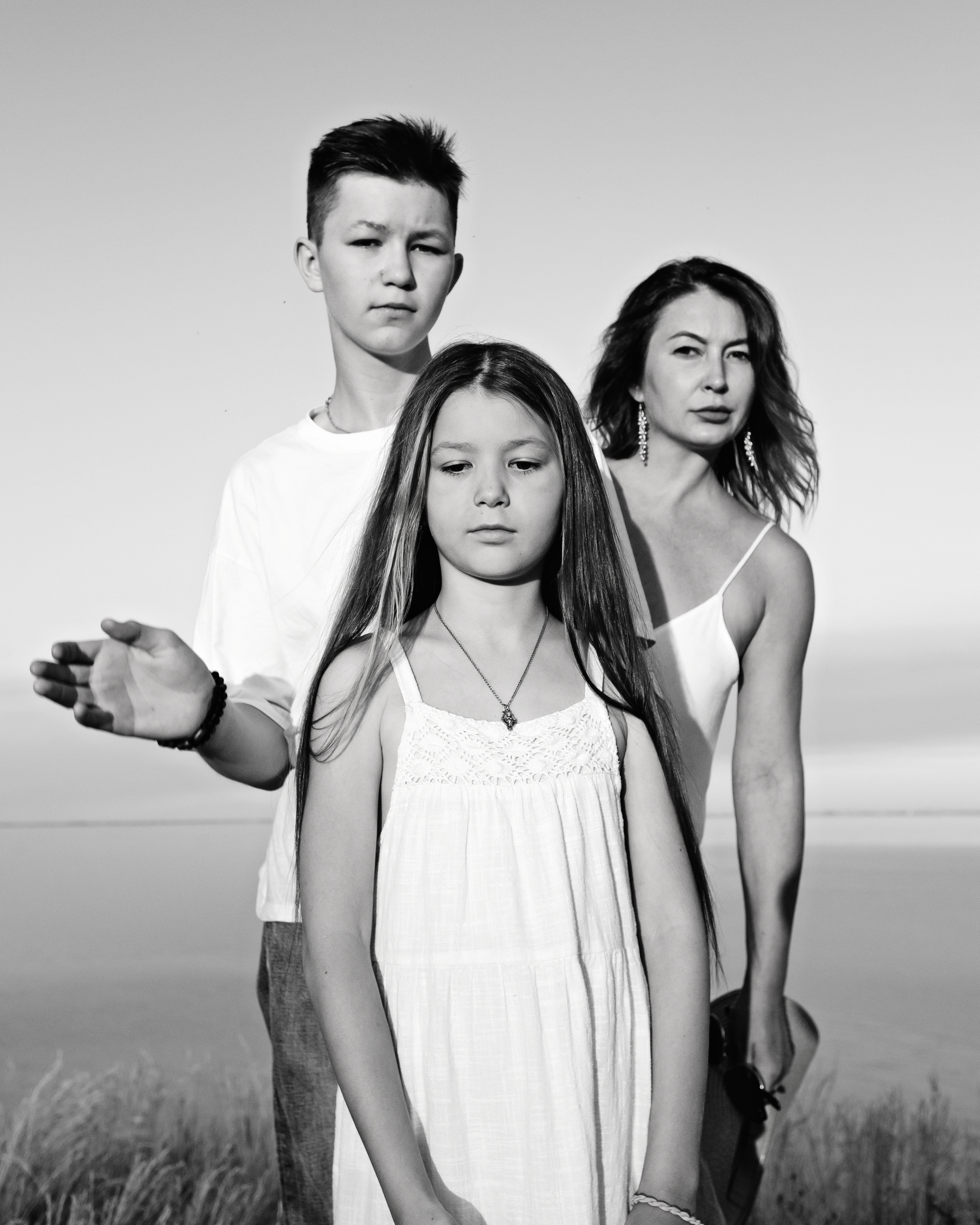 Ивановы. Спасибо за проявленный интерес к моему творчеству! Меня зовут Россохат