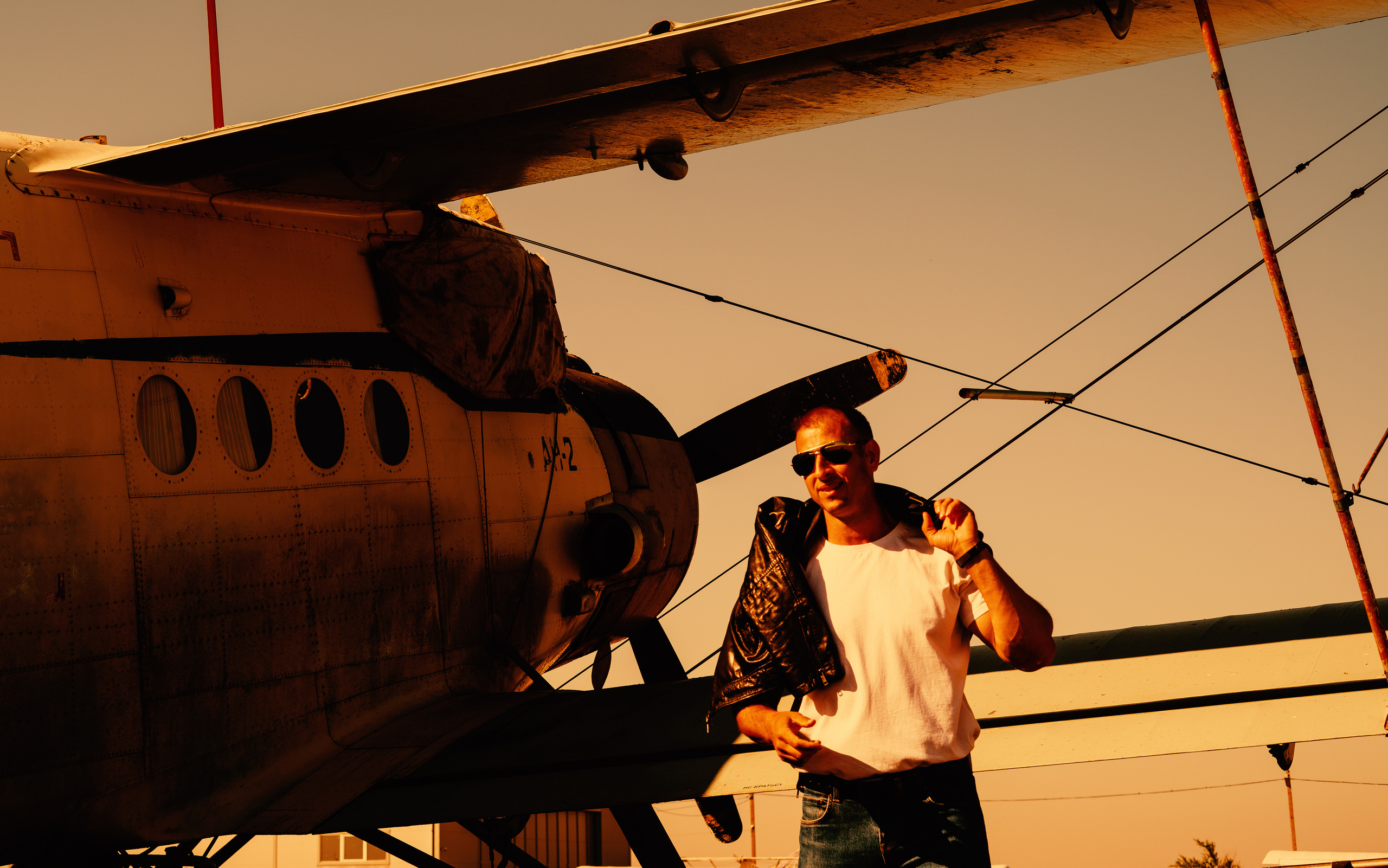 Aviator. Спасибо за проявленный интерес к моему творчеству! Меня зовут Россохат