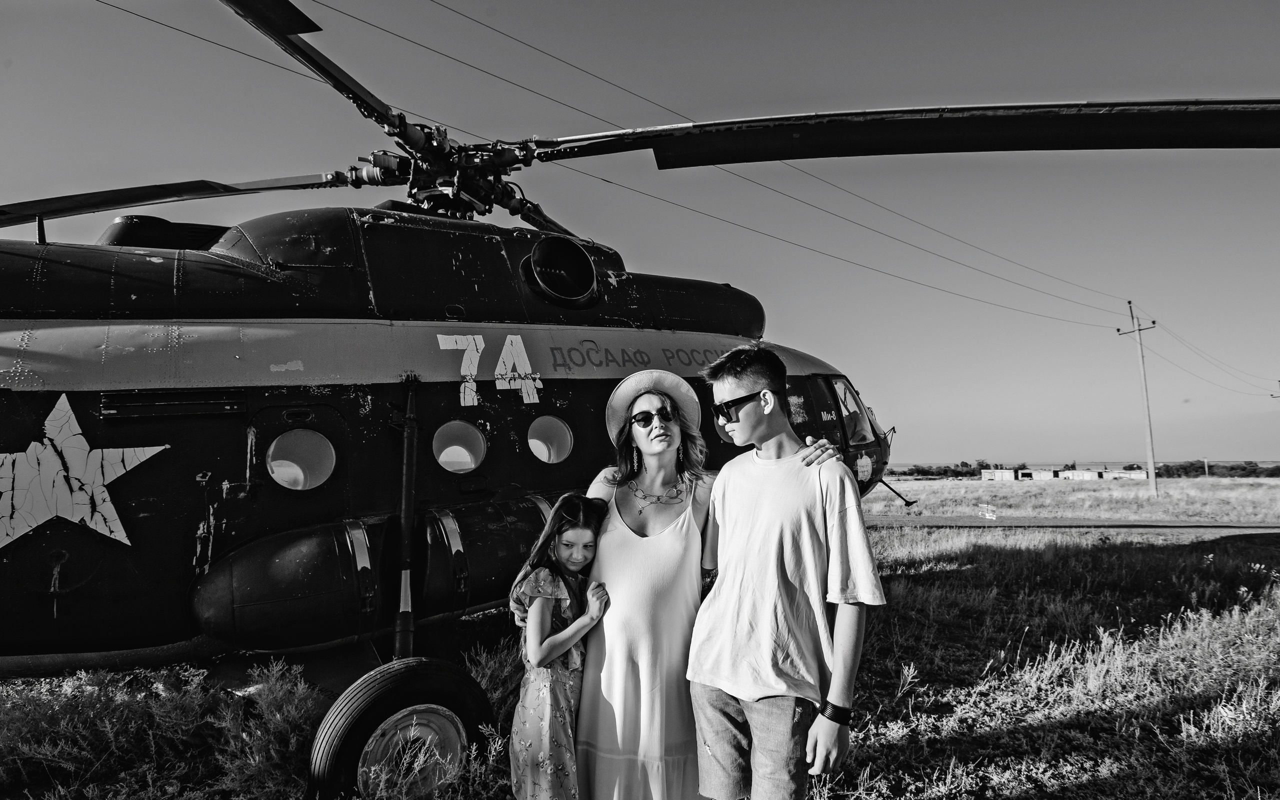 Ивановы. Спасибо за проявленный интерес к моему творчеству! Меня зовут Россохат