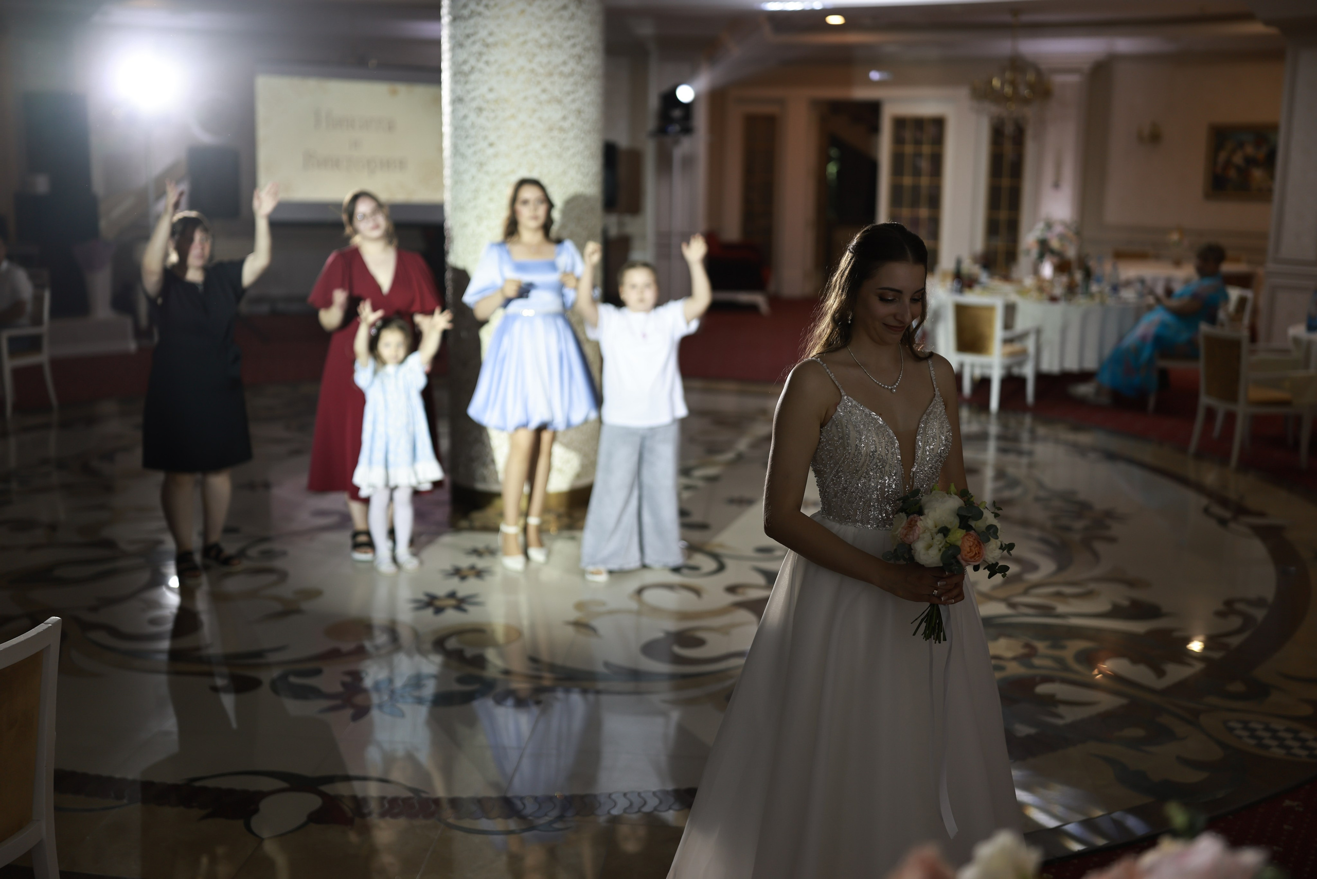 Н и В. Фотограф Олег Сотник