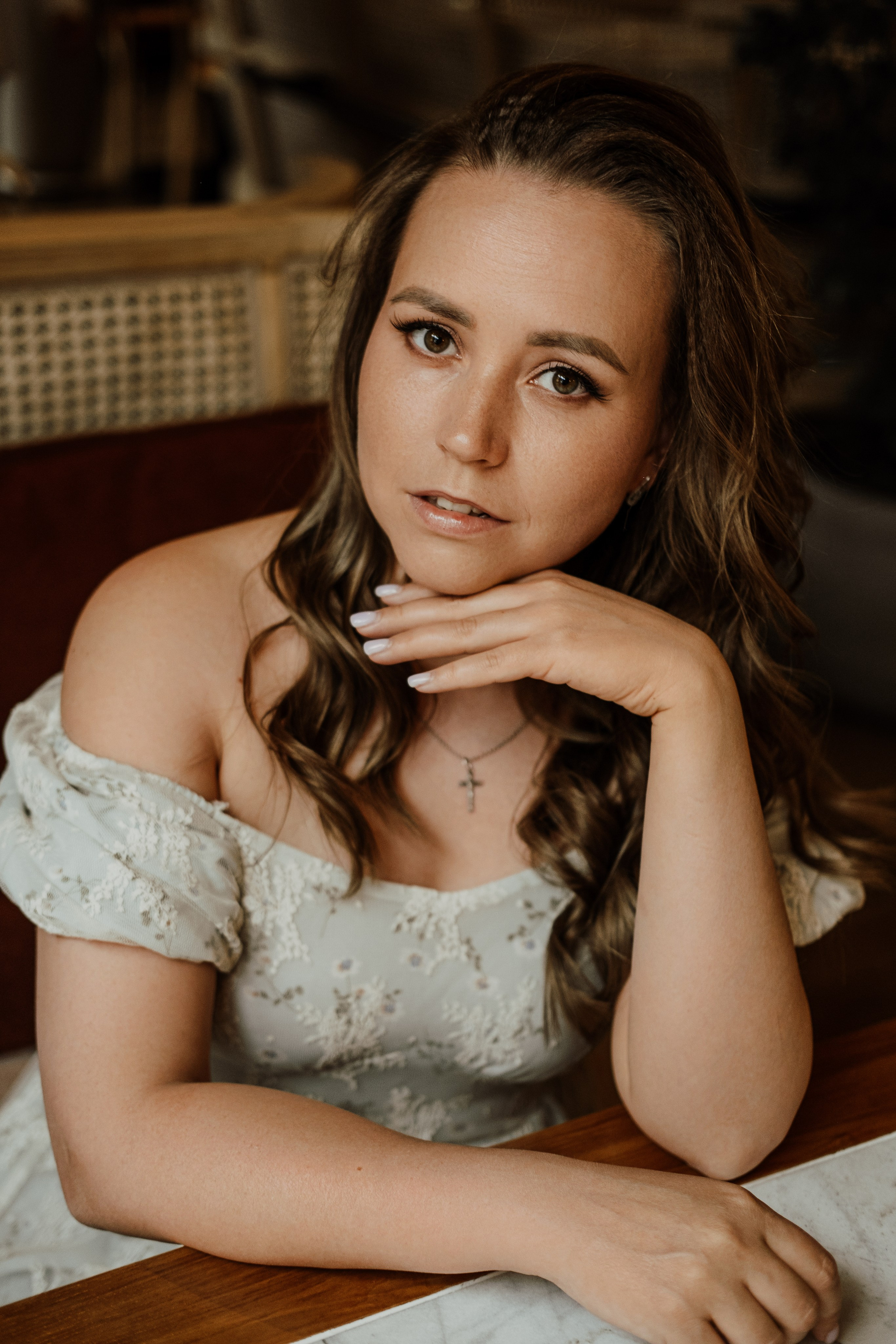 Прогулка по городу. Свадебный фотограф Челябинск