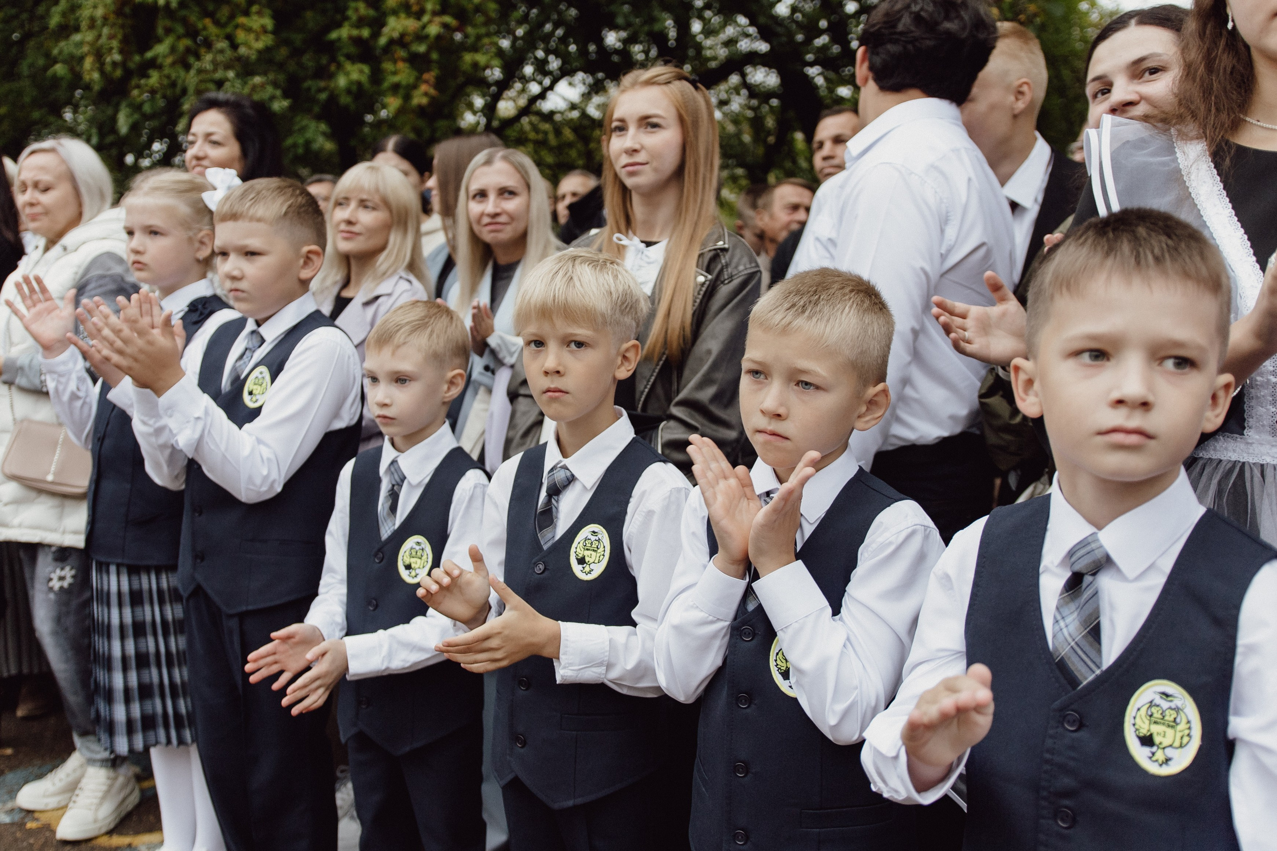 1 сентября 1 «Б» класса. Фотограф в Кирове и Кирово-Чепецке Валерия Шиляева