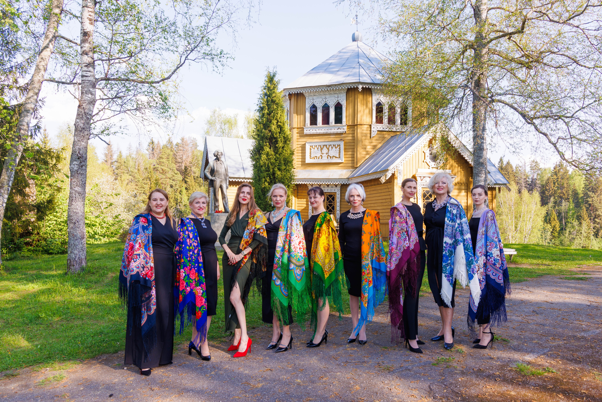 Всероссийский пленэр художников в доме-музее Ильи Репина, 2025. Коллекционер и искусствовед Олеся Ястребова