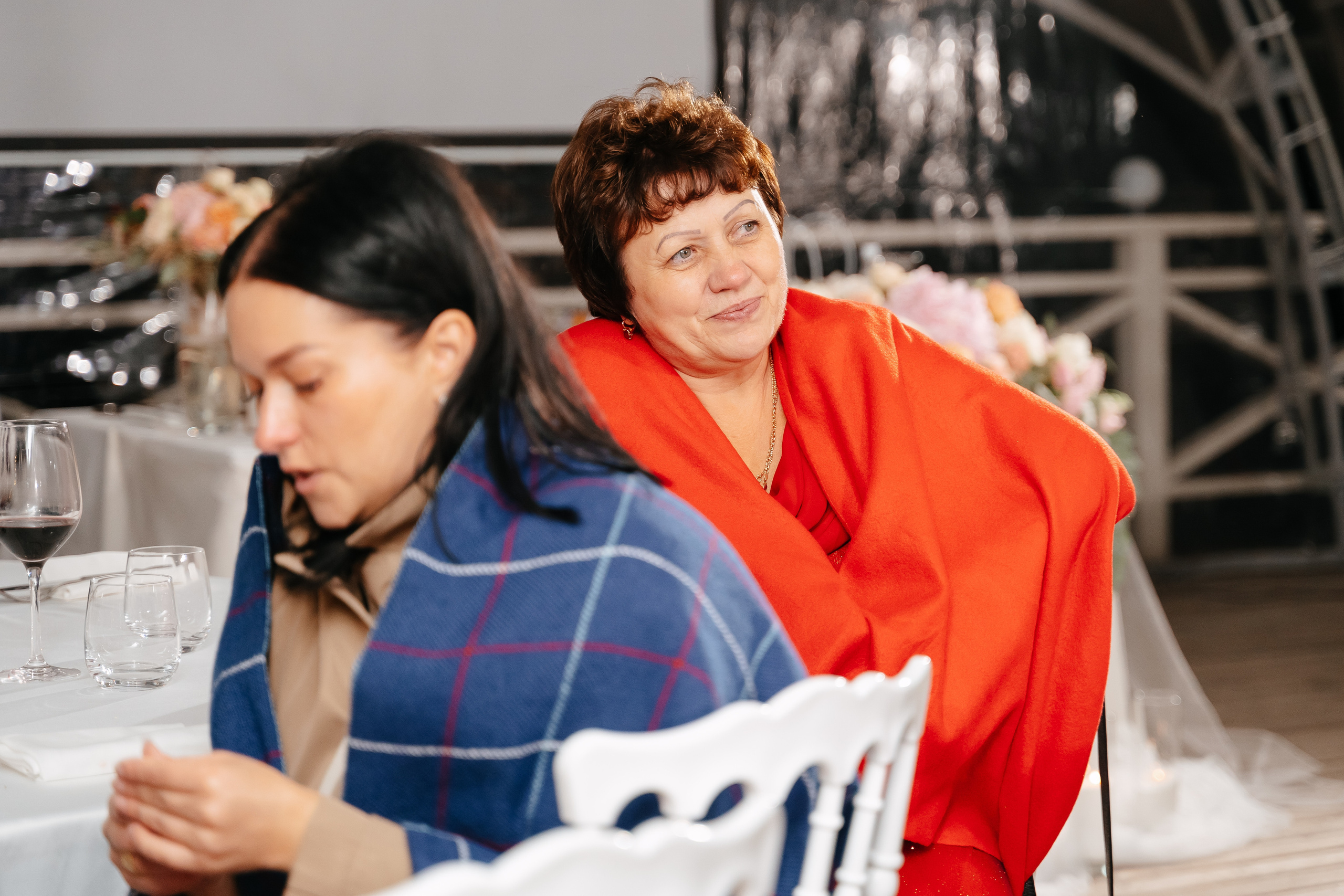 Свадебная фотосессия в Санкт-Петербурге осенью. Семейный и свадебный фотограф в Санкт-Петербурге и Москве