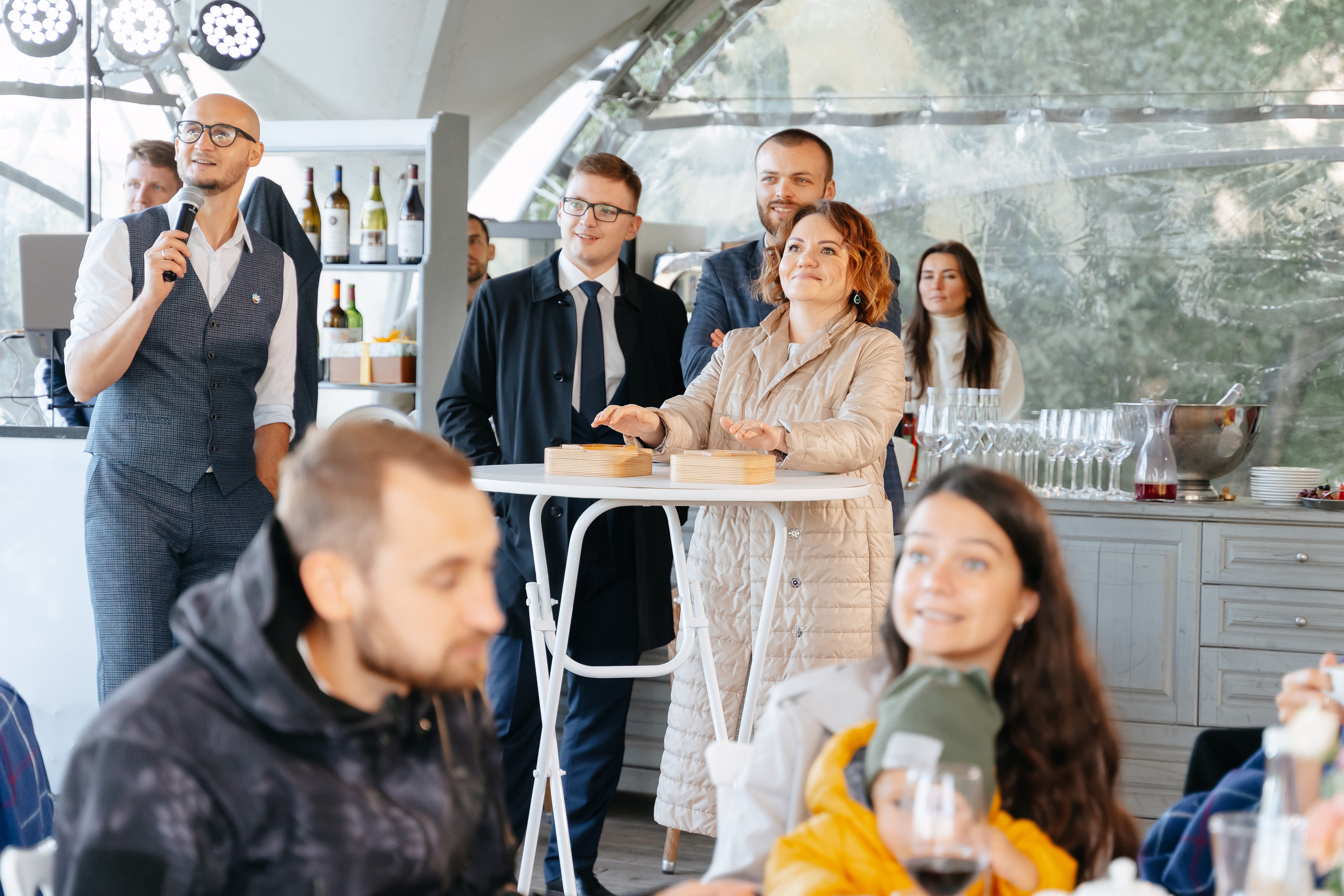 Свадебная фотосессия в Санкт-Петербурге осенью. Семейный и свадебный фотограф в Санкт-Петербурге и Москве