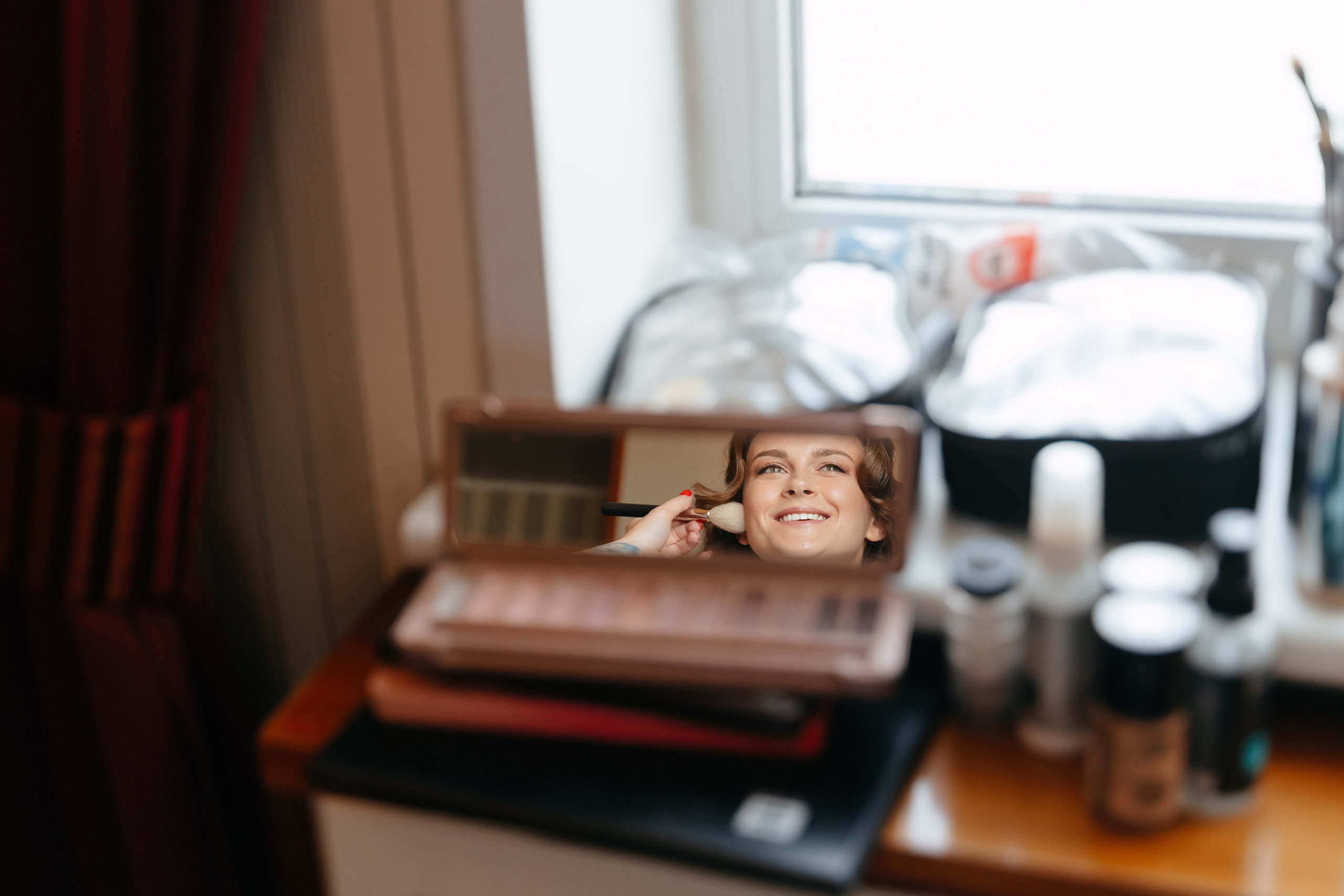 Свадебная фотосессия в Санкт-Петербурге осенью. Семейный и свадебный фотограф в Санкт-Петербурге и Москве