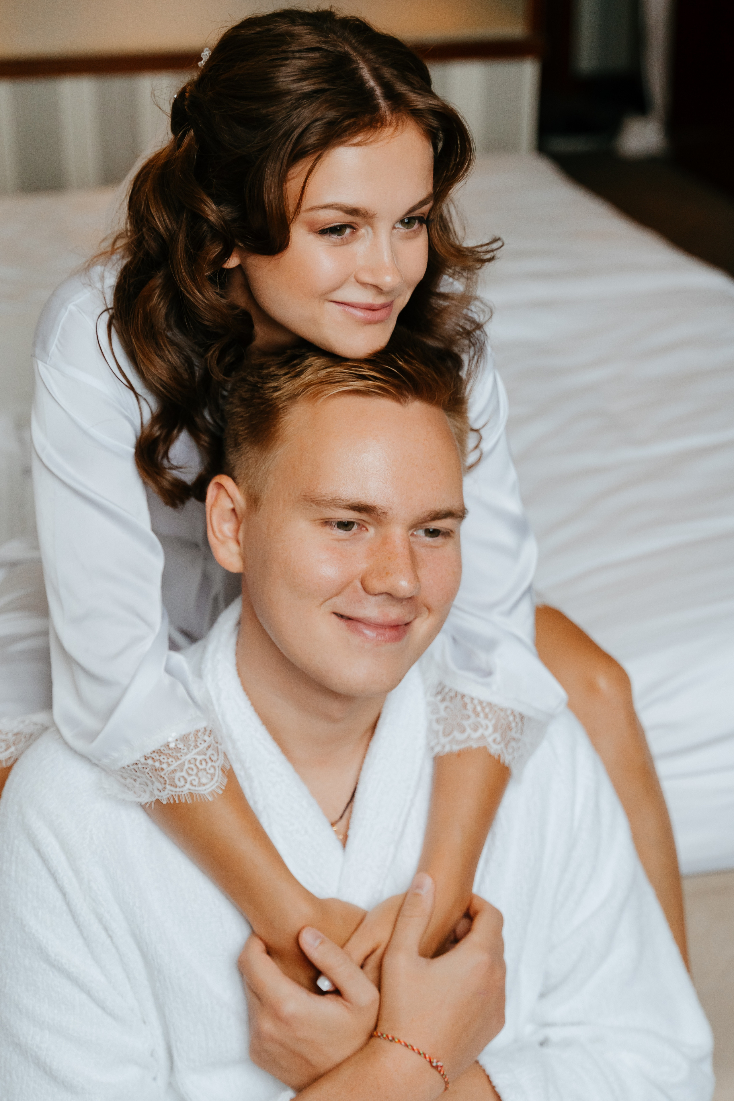 Свадебная фотосессия в Санкт-Петербурге осенью. Семейный и свадебный фотограф в Санкт-Петербурге и Москве