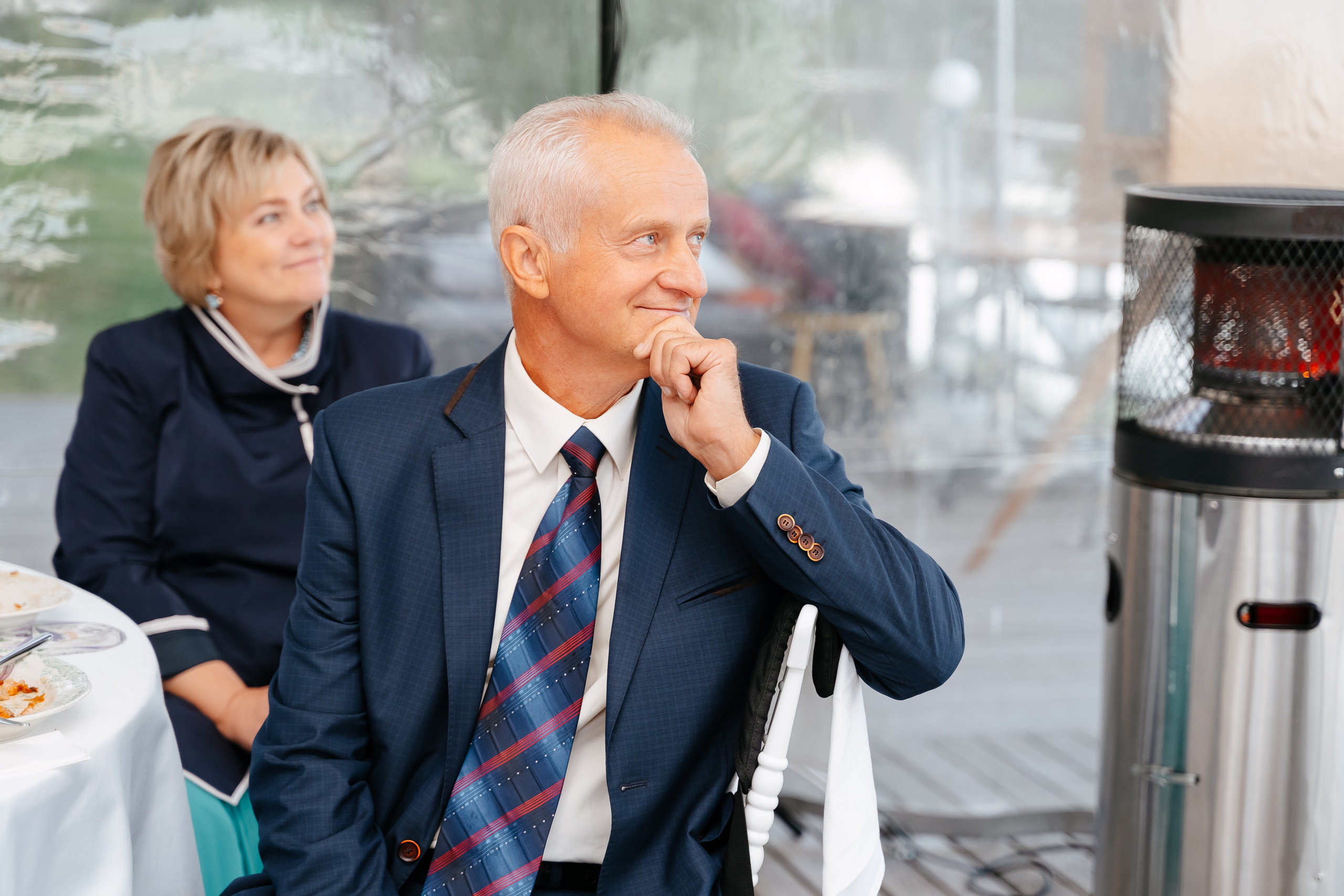 Свадебная фотосессия в Санкт-Петербурге осенью. Семейный и свадебный фотограф в Санкт-Петербурге и Москве