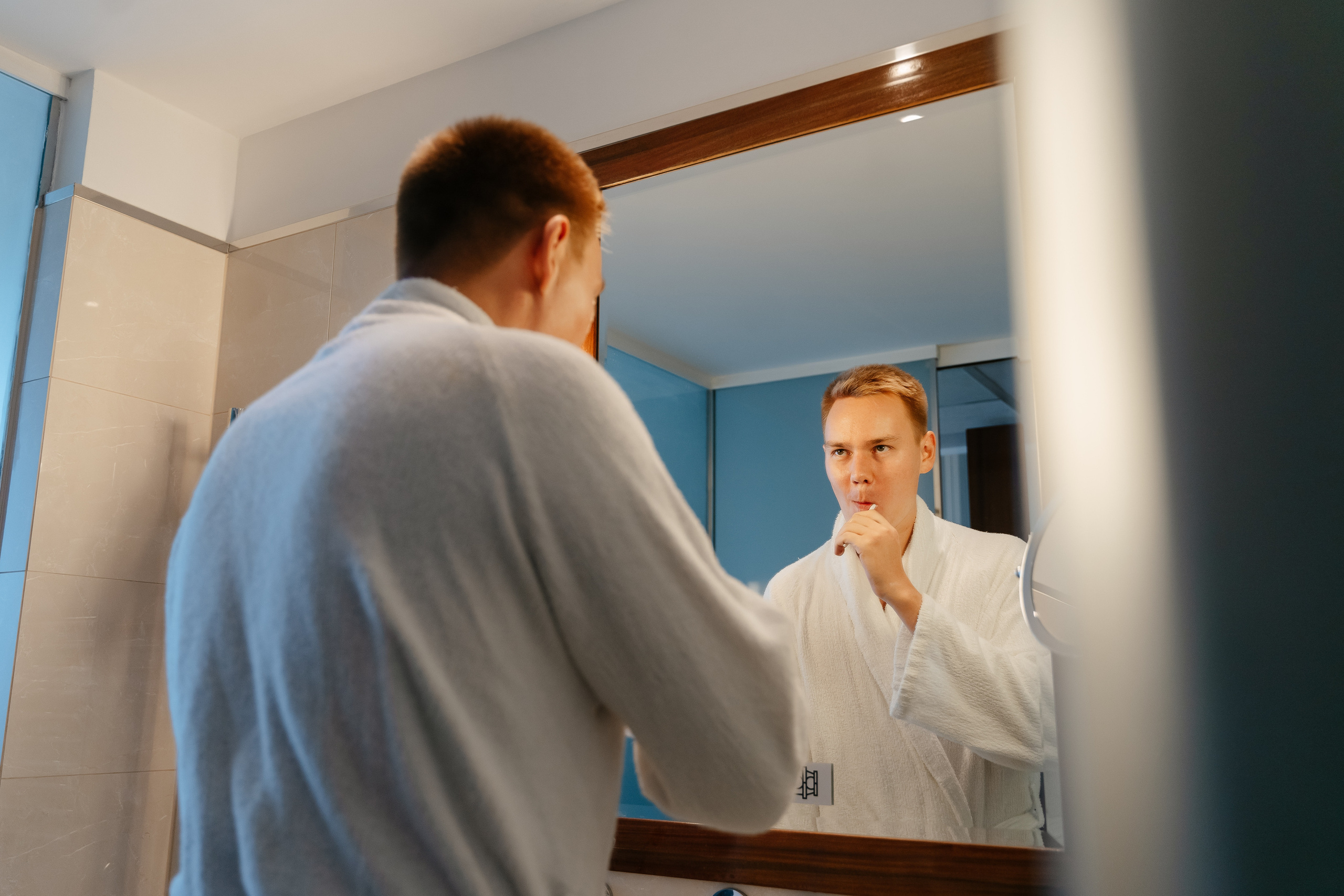 Свадебная фотосессия в Санкт-Петербурге осенью. Семейный и свадебный фотограф в Санкт-Петербурге и Москве