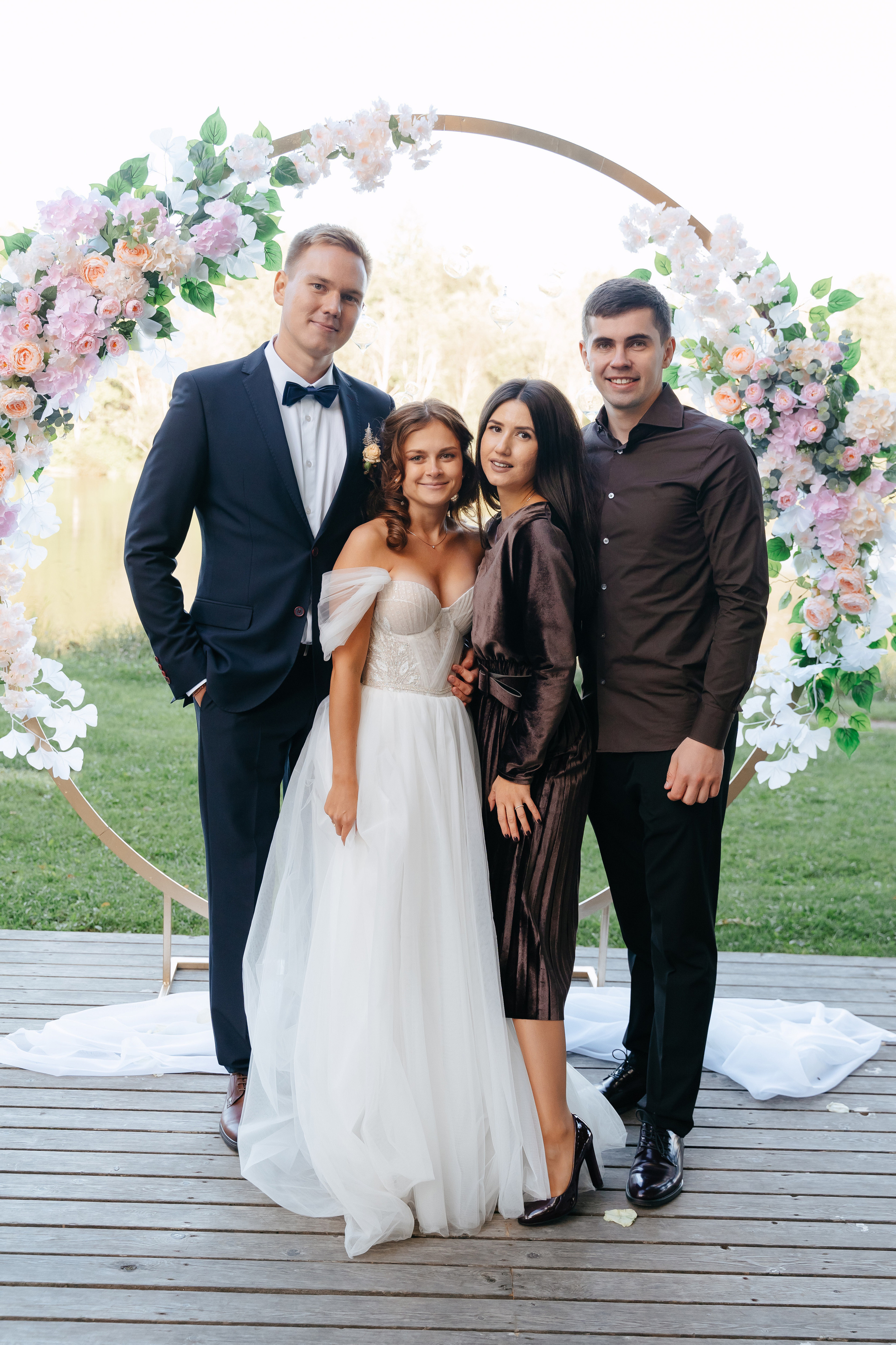 Свадебная фотосессия в Санкт-Петербурге осенью. Семейный и свадебный фотограф в Санкт-Петербурге и Москве