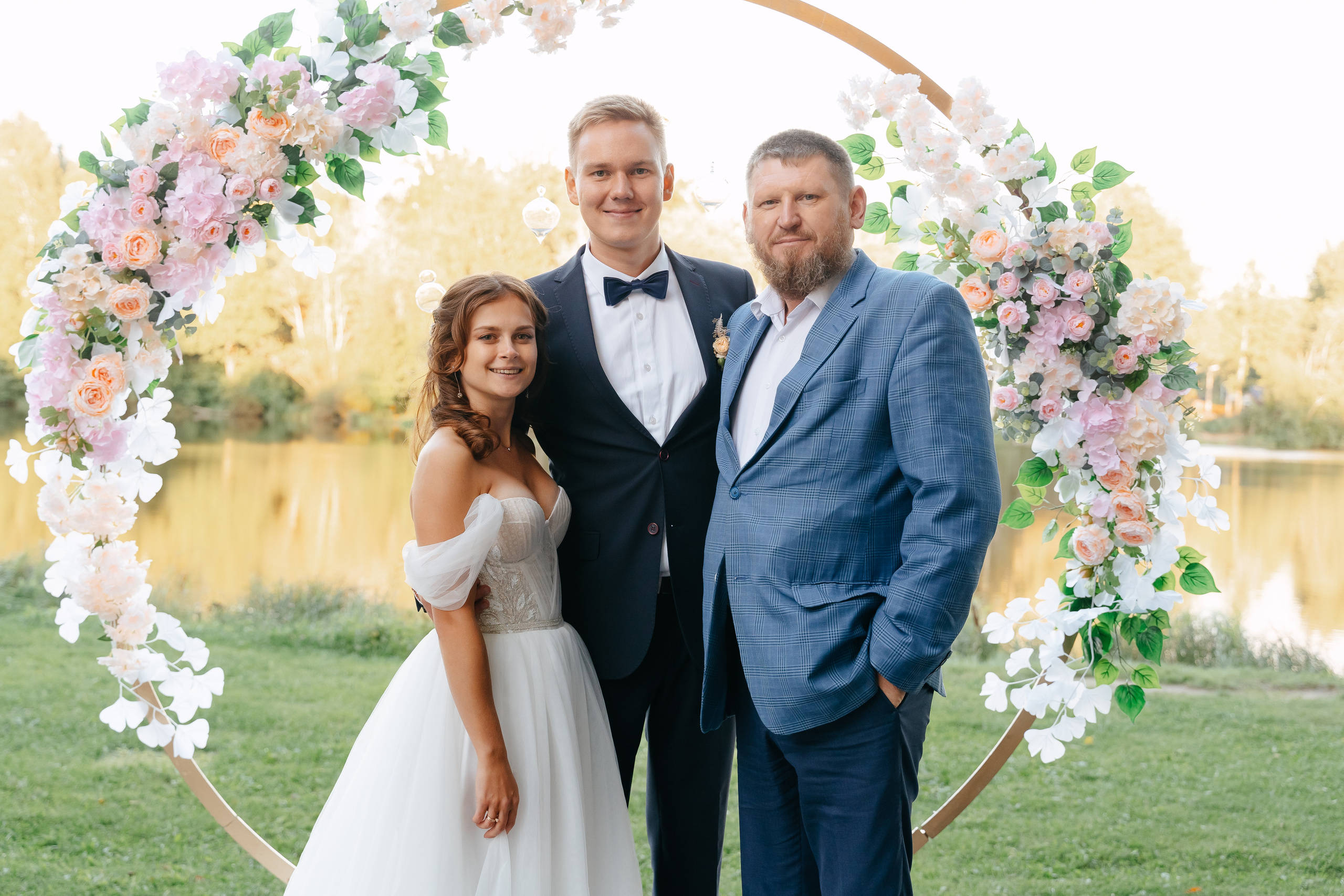 Свадебная фотосессия в Санкт-Петербурге осенью. Семейный и свадебный фотограф в Санкт-Петербурге и Москве