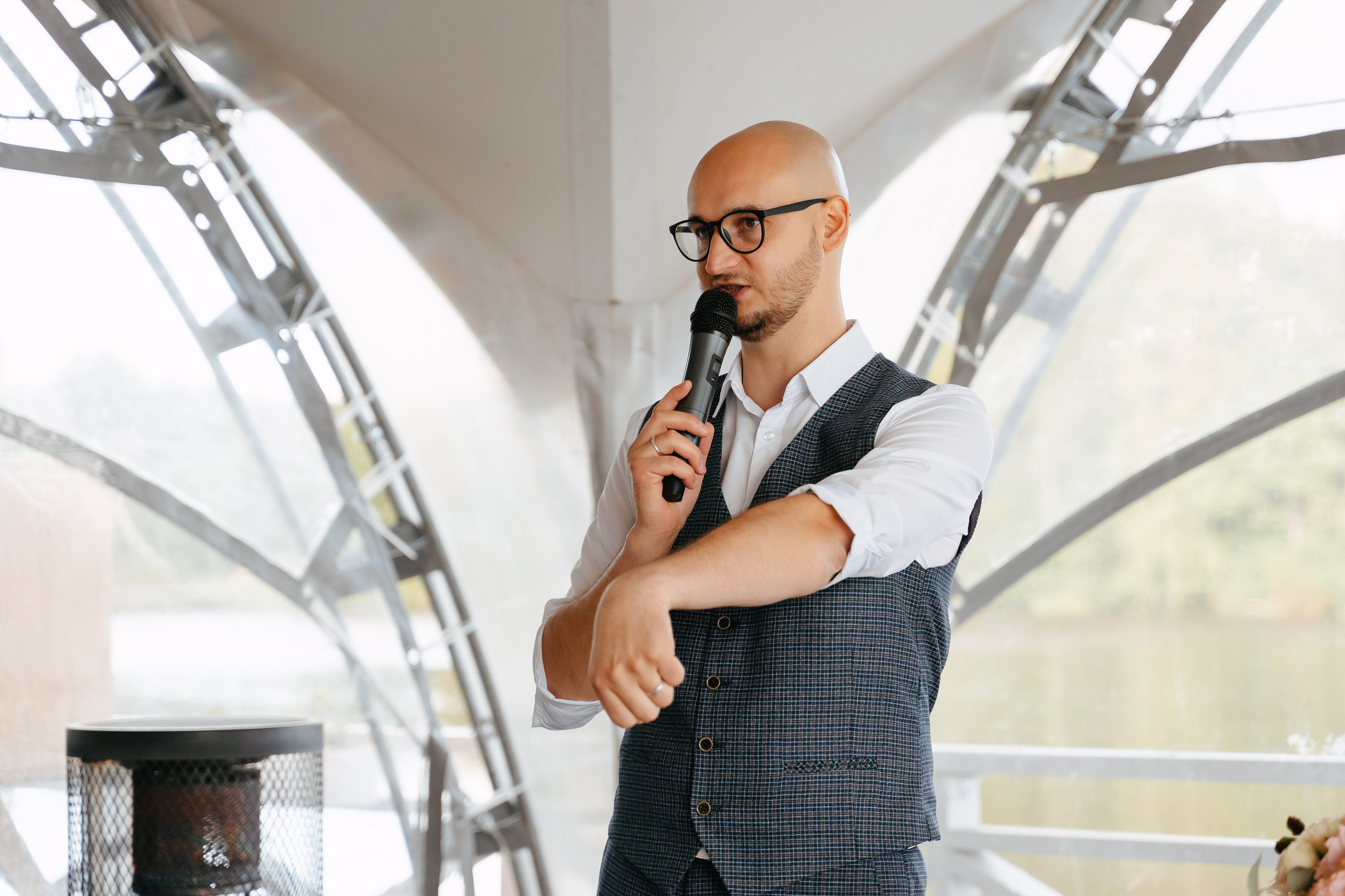 Свадебная фотосессия в Санкт-Петербурге осенью. Семейный и свадебный фотограф в Санкт-Петербурге и Москве