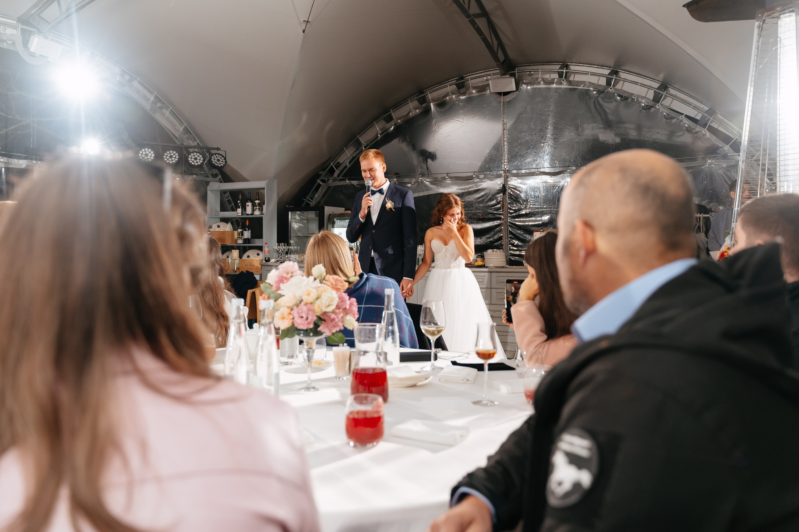 Свадебная фотосессия в Санкт-Петербурге осенью. Семейный и свадебный фотограф в Санкт-Петербурге и Москве