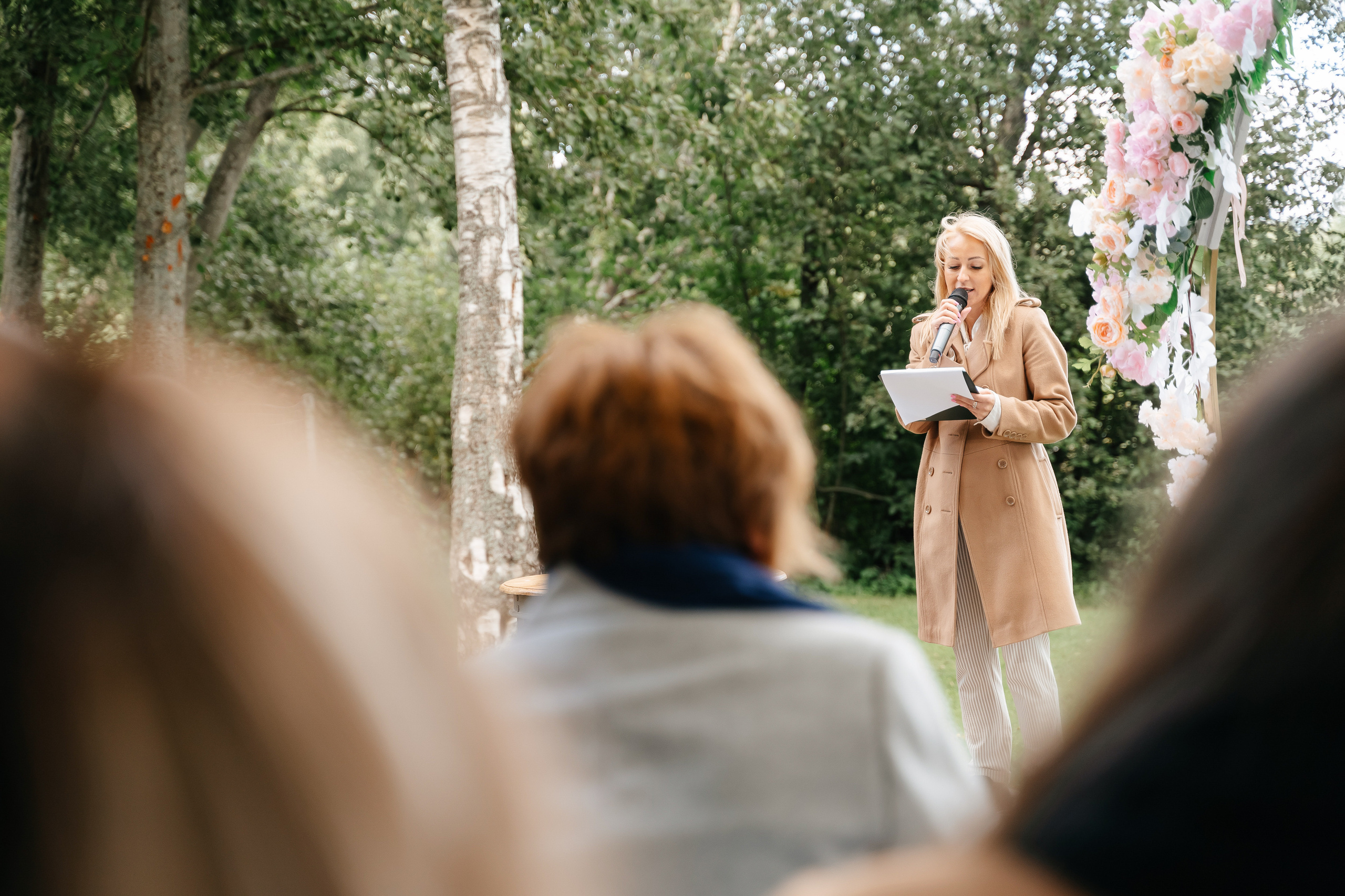 Свадебная фотосессия в Санкт-Петербурге осенью. Семейный и свадебный фотограф в Санкт-Петербурге и Москве