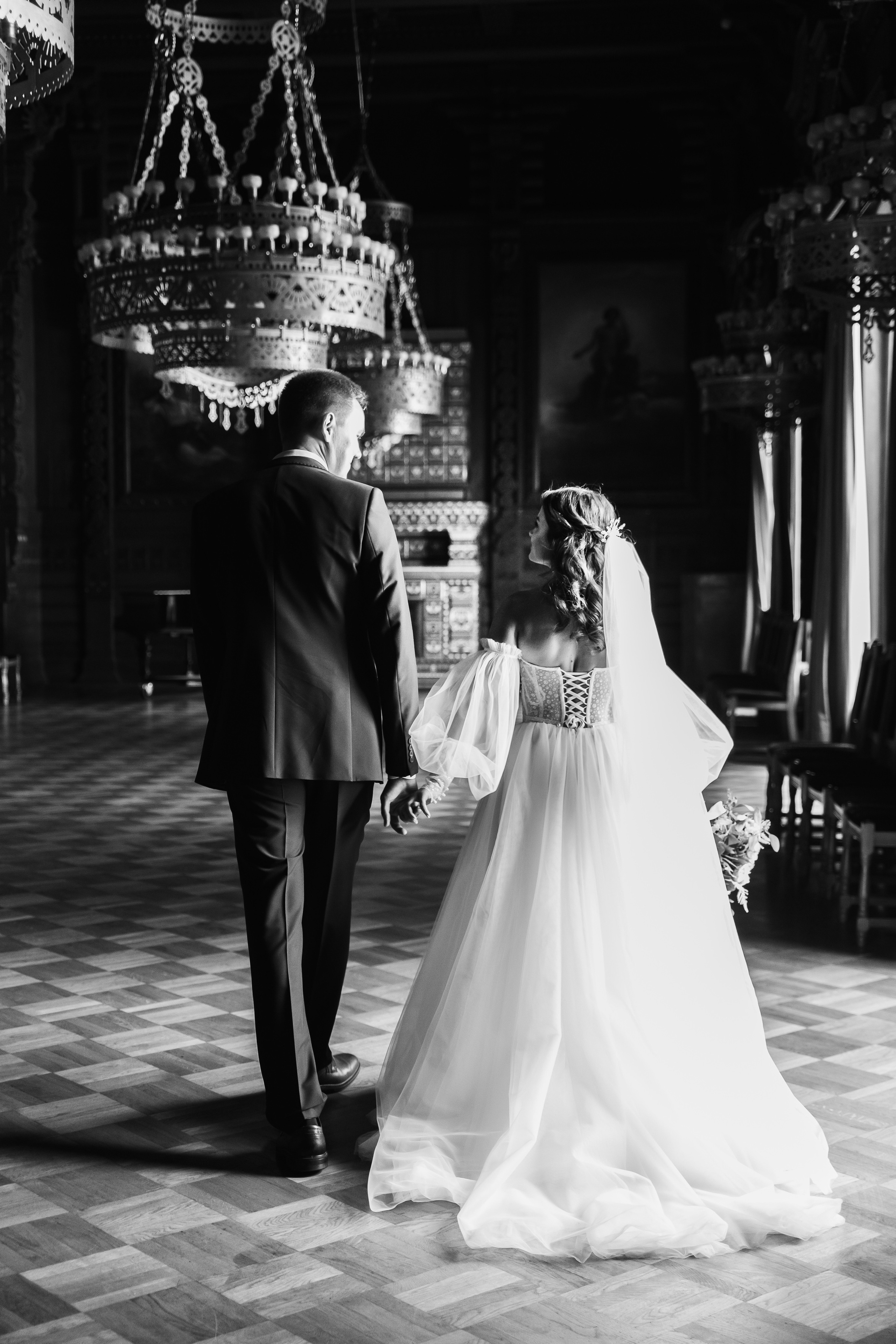 Свадебная фотосессия в Санкт-Петербурге осенью. Семейный и свадебный фотограф в Санкт-Петербурге и Москве