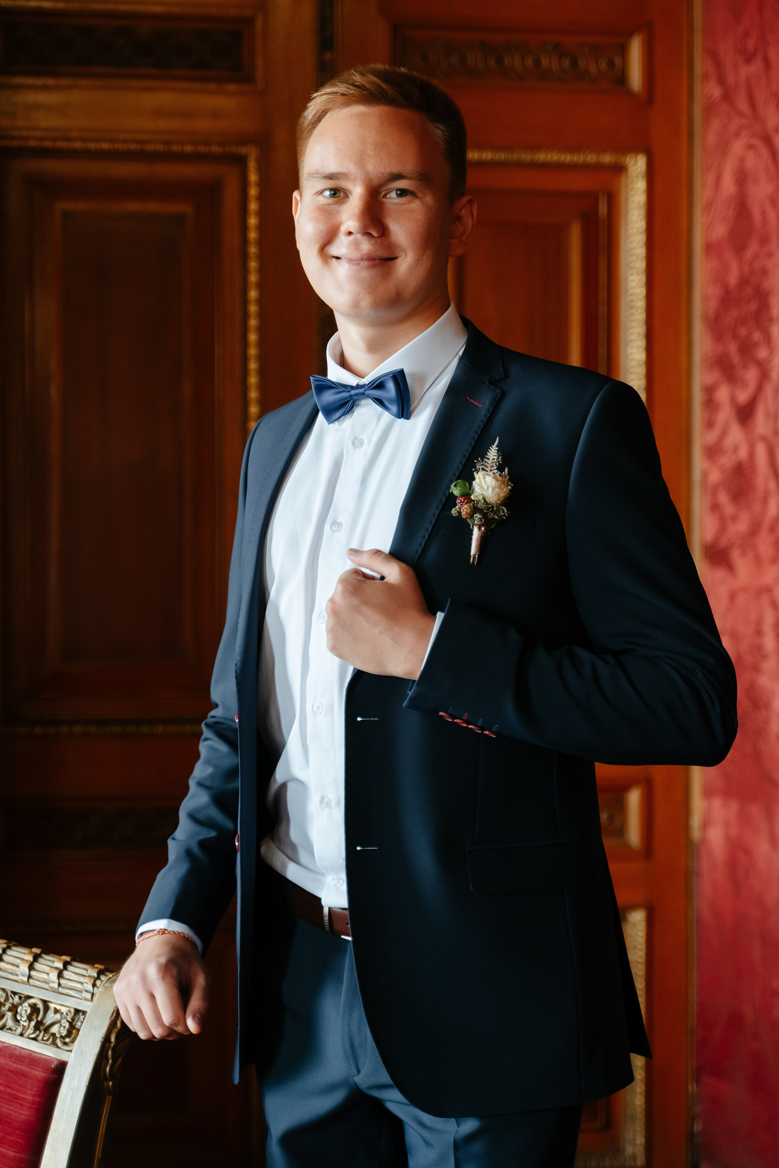 Свадебная фотосессия в Санкт-Петербурге осенью. Семейный и свадебный фотограф в Санкт-Петербурге и Москве